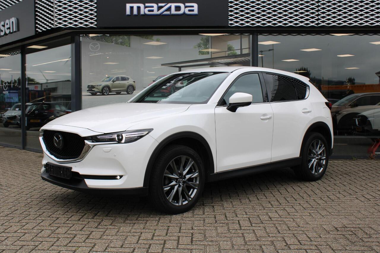 Mazda CX-5 2.5 4WD SkyActiv-G 194 Signature , Automaat, Trekhaak, Adap. Cruise, 360 Camera, Stoelverwarming, Stoelverkoeling, Stuurverwarming, LMV 19 Inch, Bose, HUD, Navi, Apple Carplay, LKA, Clima, AWD