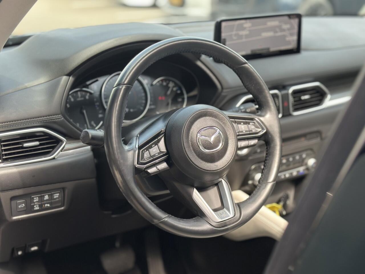 Mazda CX-5 2.0 SkyActiv-G 165pk Luxury / Sunroof / Wit leer