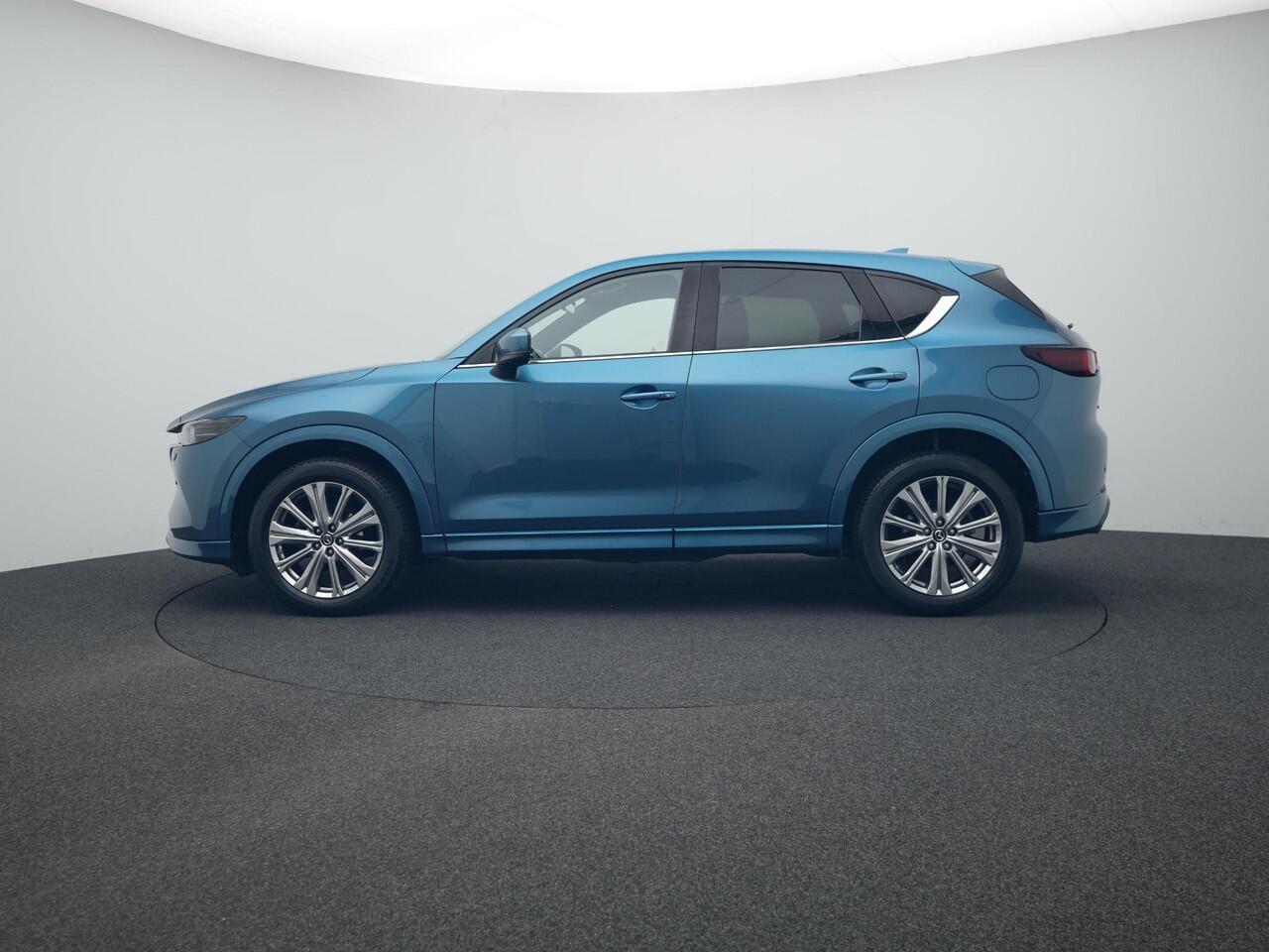 Mazda CX-5 2.5 SkyActiv-G Signature automaat met Sunroof, wegklapbare trekhaak en alarm klasse III : dealer onderhouden