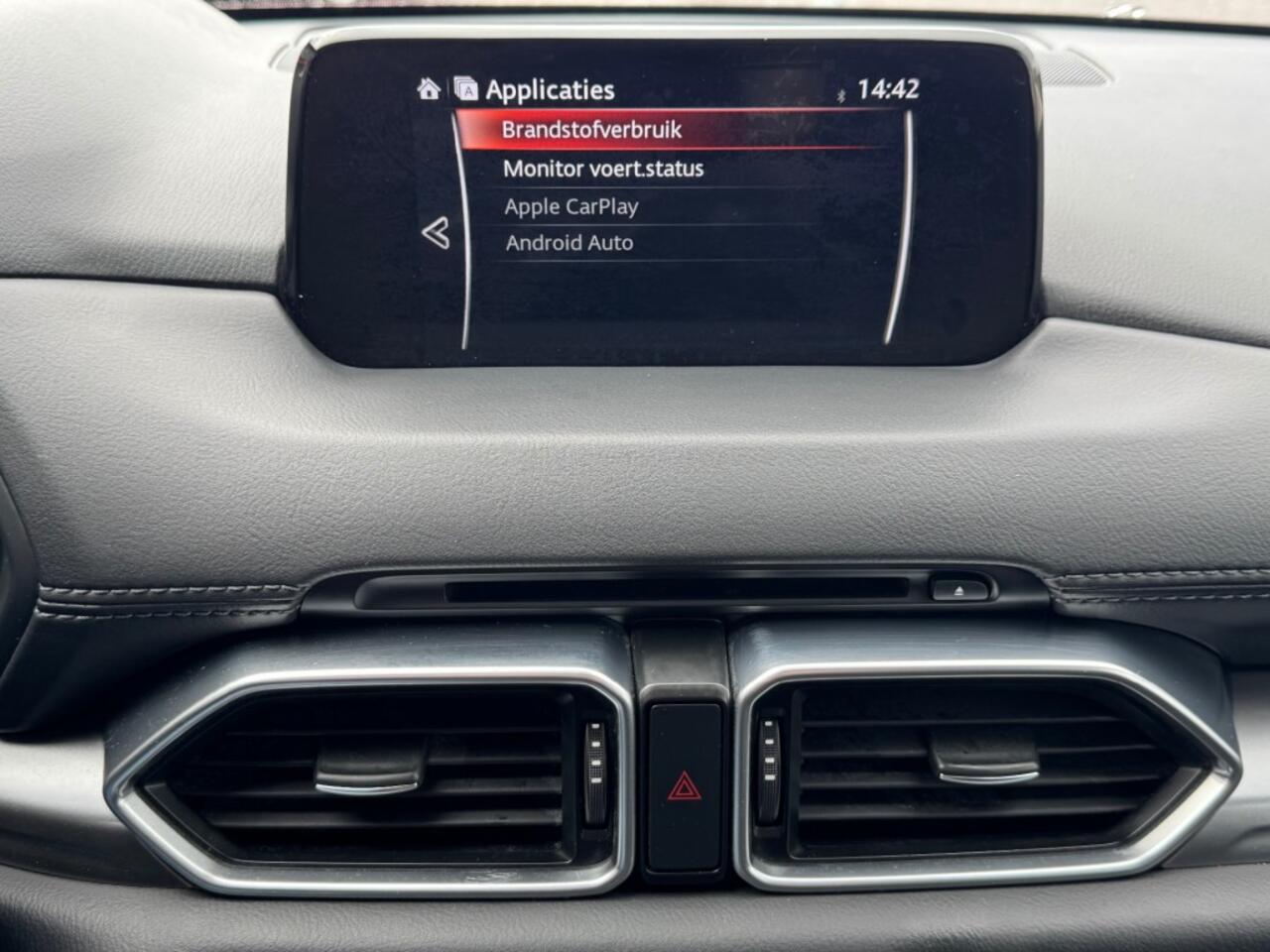 Mazda CX-5 2.0 SKY-ACTIV-G 165PK LED NAVIGATIE TREKHAAK CARPLAY AIRCO LMV PDC