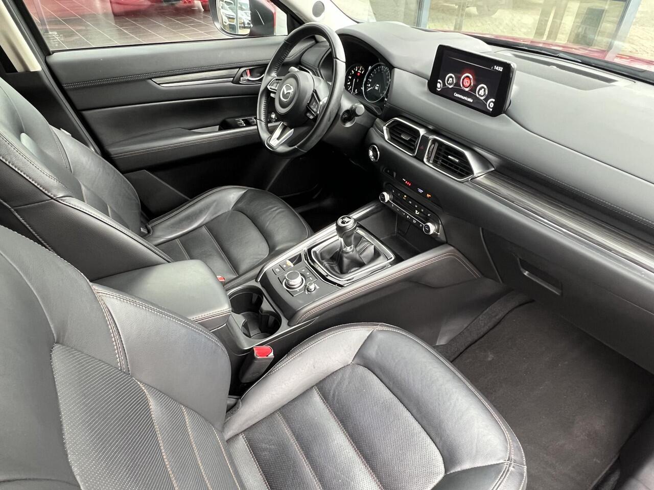 Mazda CX-5 2.0 SkyActiv-G 165 Luxury TREKHAAK | 360 CAMERA | LEDER | HEAD-UP | STOEL VERWARMING | STOEL VENTILATIE | NED. AUTO | DEALER ONDERHOUDEN | LAGE KM STAND 53.273