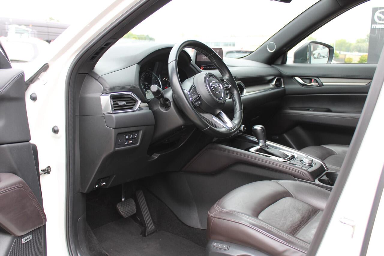 Mazda CX-5 2.5 4WD SkyActiv-G 194 Signature , Automaat, Trekhaak, Adap. Cruise, 360 Camera, Stoelverwarming, Stoelverkoeling, Stuurverwarming, LMV 19 Inch, Bose, HUD, Navi, Apple Carplay, LKA, Clima, AWD