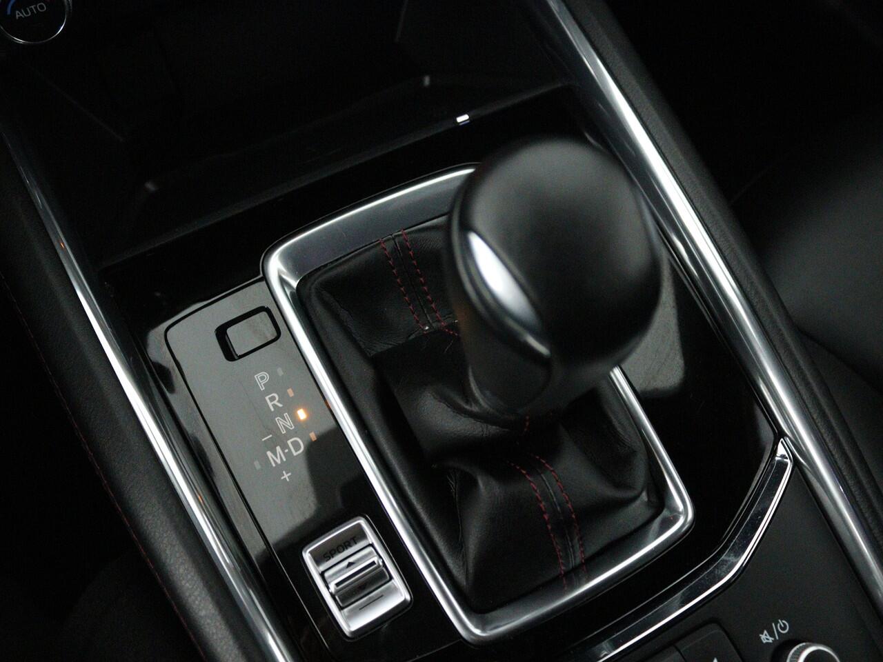 Mazda CX-5 2.0 SkyActiv-G 165 Homura Limited automaat | Trekhaak | 360 camera |