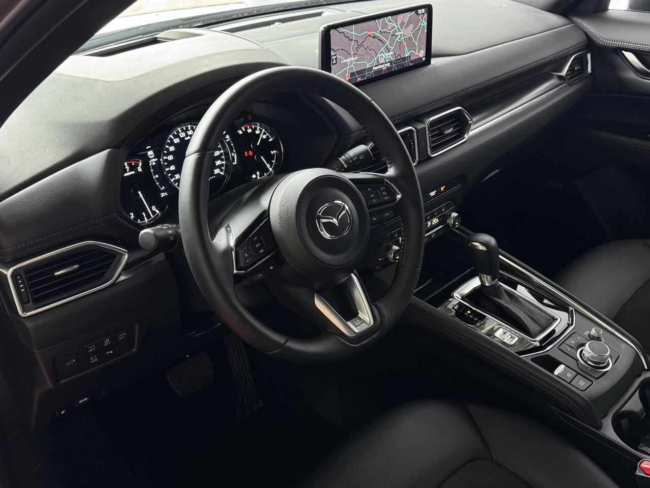 Mazda CX-5 2.0 E SkyActiv MHEV 165 HOMURA LEER/ALCANTARA ELEK.KLEP ADAP.CRUISE 19''LMV HEAD-UP 360.CAMERA FULL LED CARPLAY NAVI STOEL/STUUR VERW. BOSE 09/2024