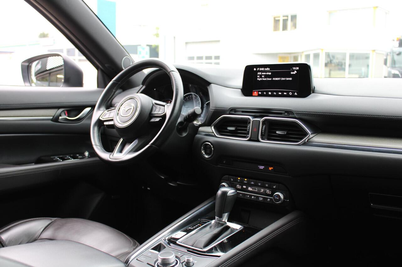 Mazda CX-5 2.5 4WD SkyActiv-G 194 Signature , Automaat, Trekhaak, Adap. Cruise, 360 Camera, Stoelverwarming, Stoelverkoeling, Stuurverwarming, LMV 19 Inch, Bose, HUD, Navi, Apple Carplay, LKA, Clima, AWD