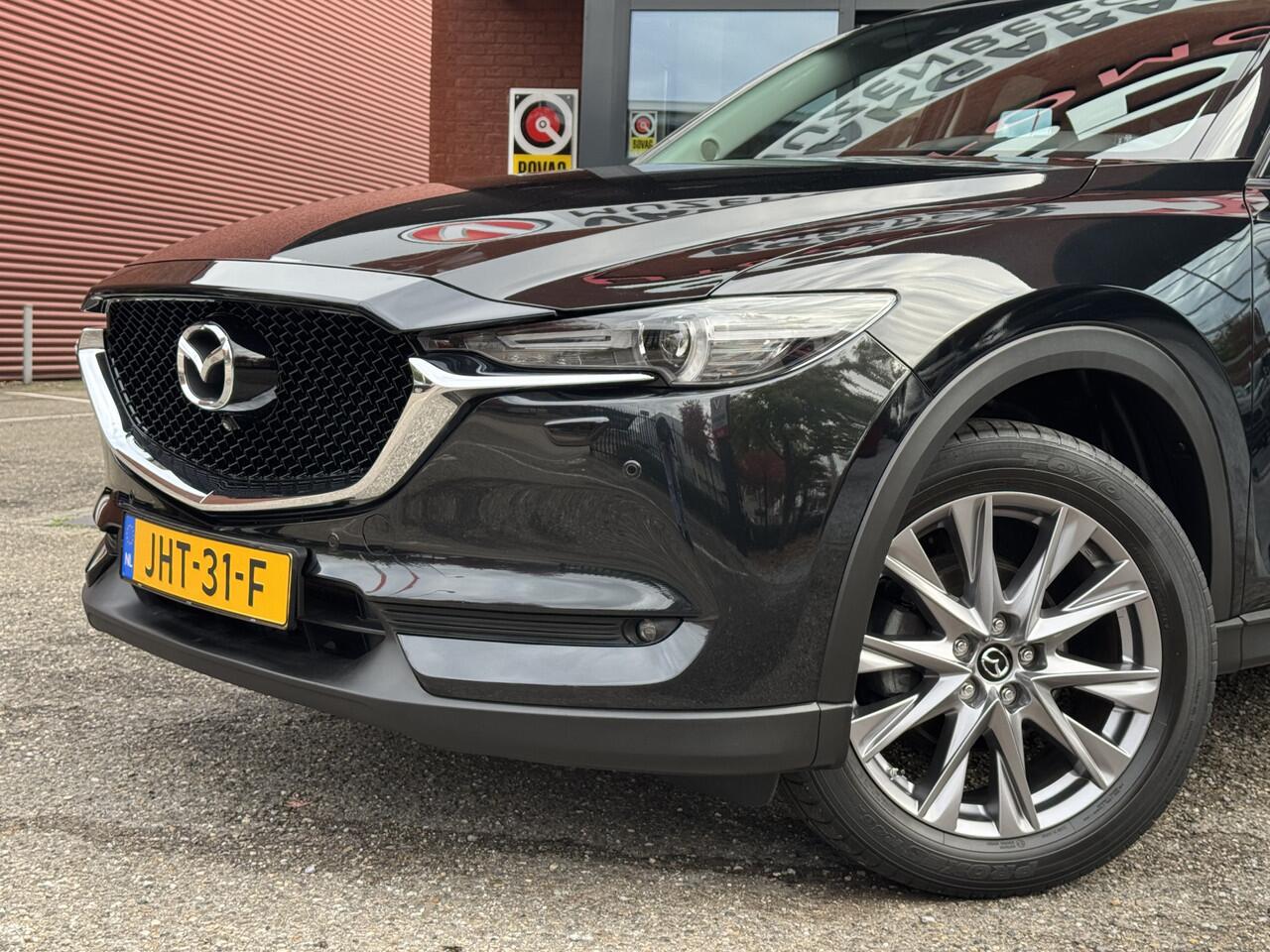 Mazda CX-5 2.0 SkyActiv-G 165 Luxury // FULL LED // 360 CAMERA+SENSOREN // HUD DISPLAY // DODEHOEK // NAVI // STUUR+STOELVERWARMING // ELEK. ACHTERKLEP //