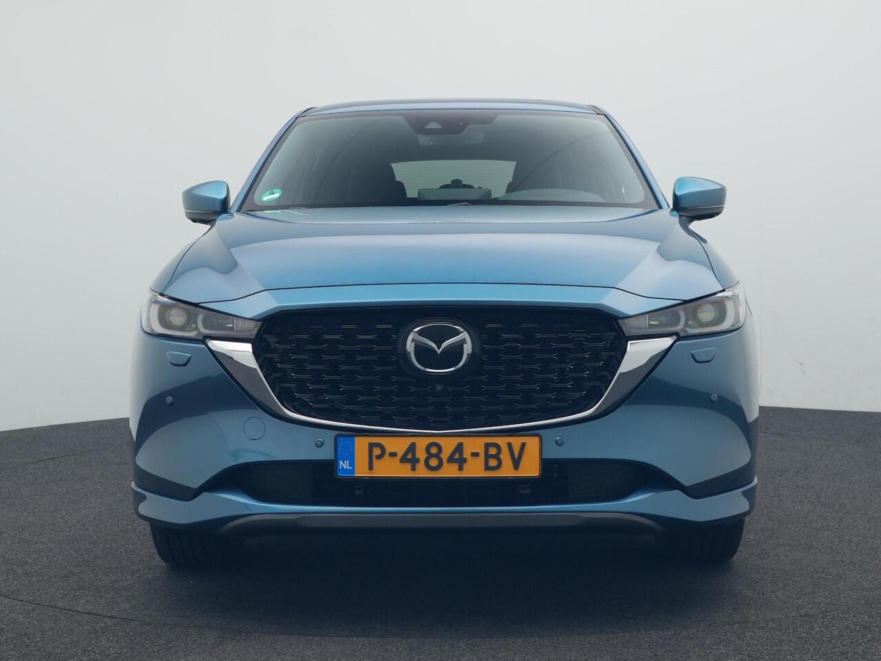 Mazda CX-5 2.5 SkyActiv-G Signature automaat met Sunroof, wegklapbare trekhaak en alarm klasse III : dealer onderhouden