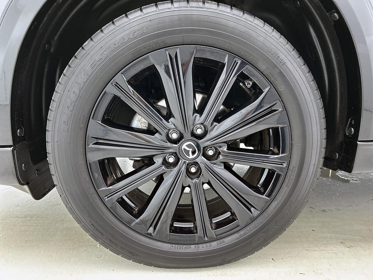 Mazda CX-5 2.0 e-SkyActiv-G M Hybrid 165 Homura / Interesse in dit voertuig? Hij is uitsluitend te bezichtigen / proefrijden op afspraak.