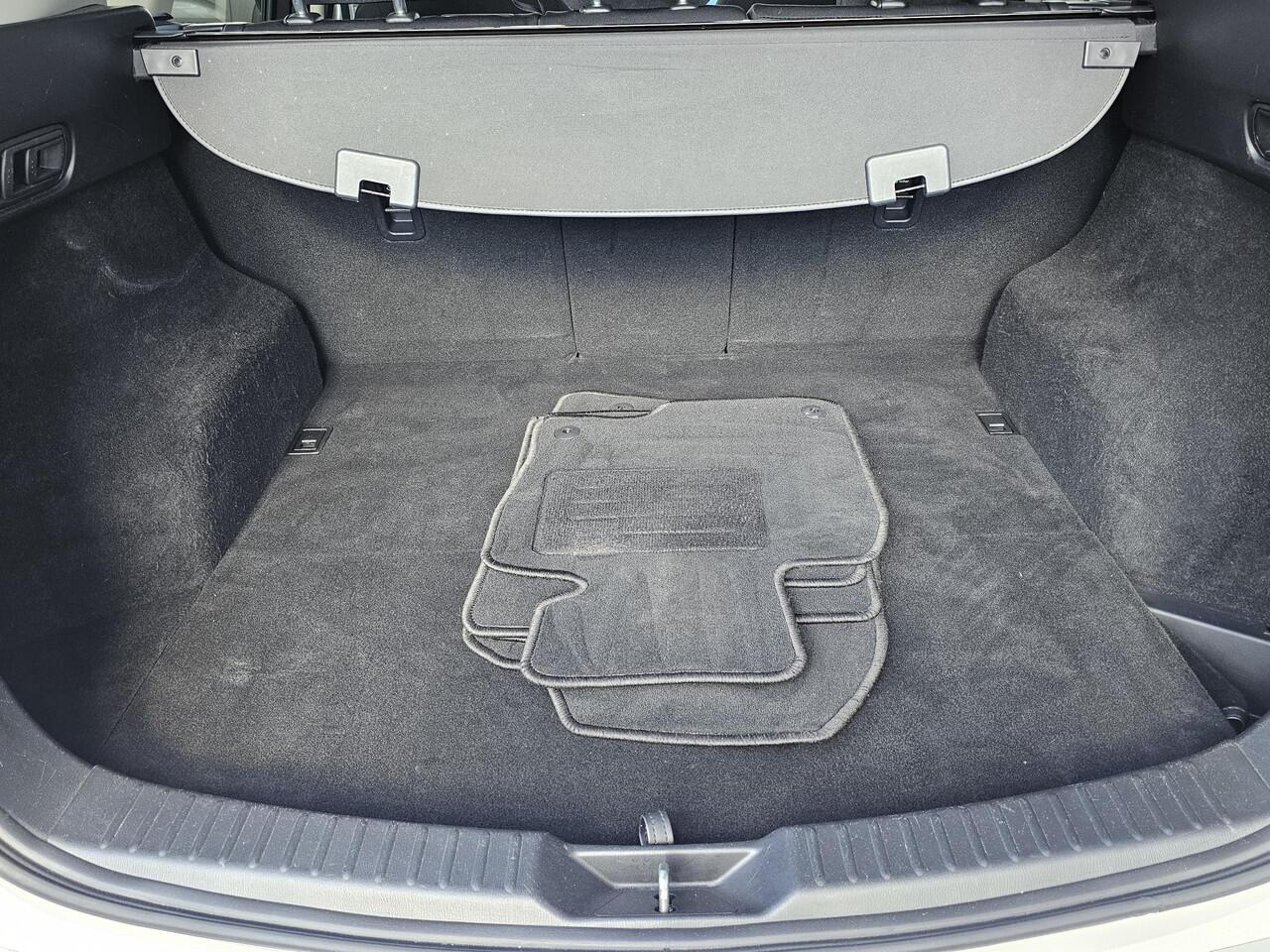 Mazda CX-5 2.5 SkyActiv-G 194 GT-M 2de eigenaar | Xenon | 19'' velgen | Head-up display | App-voorbereiding | Trekhaak | 2.000 kg trekgewicht | Elektrisch bedienbare achterklep etc.