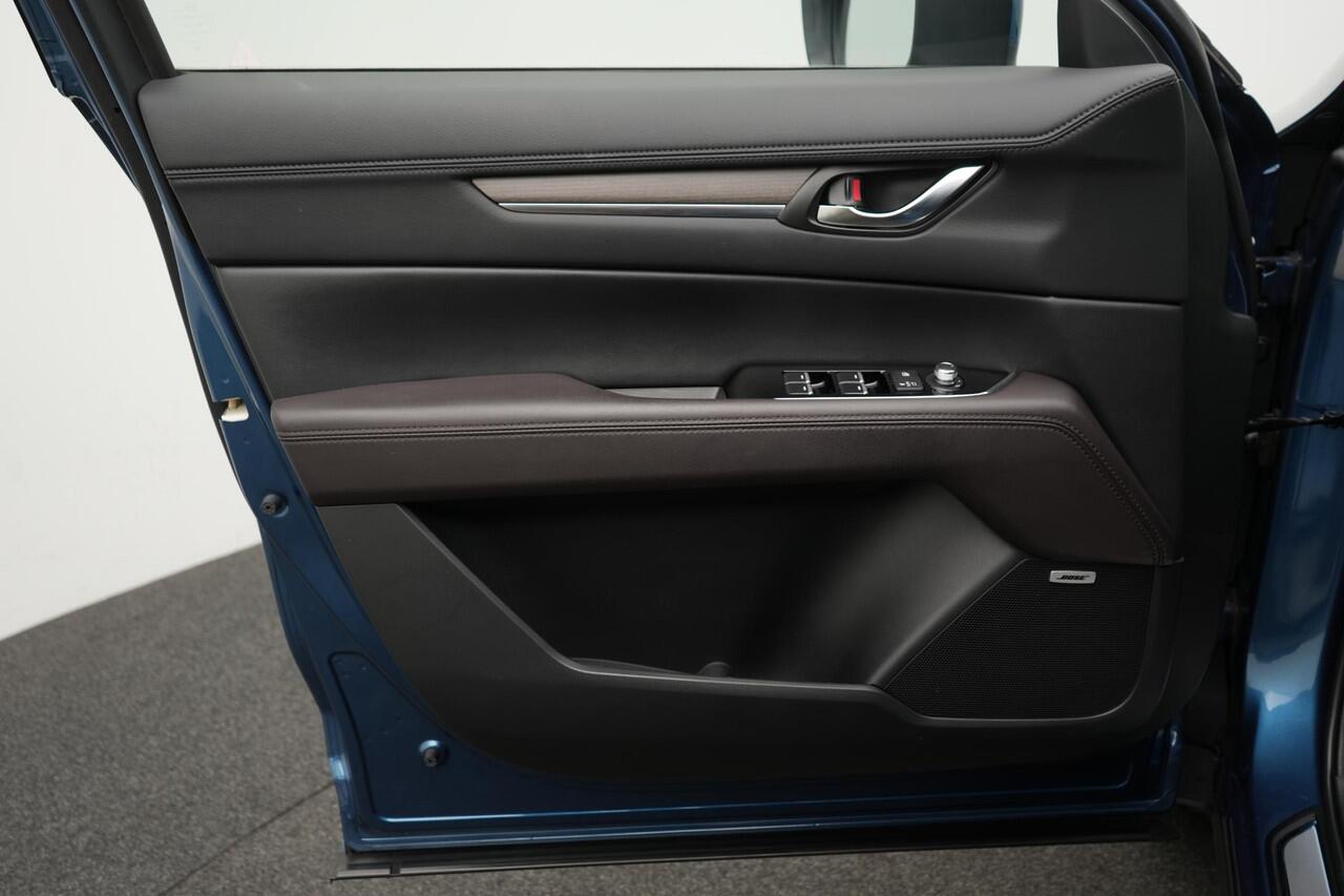 Mazda CX-5 2.5 SkyActiv-G Signature automaat met Sunroof, wegklapbare trekhaak en alarm klasse III : dealer onderhouden