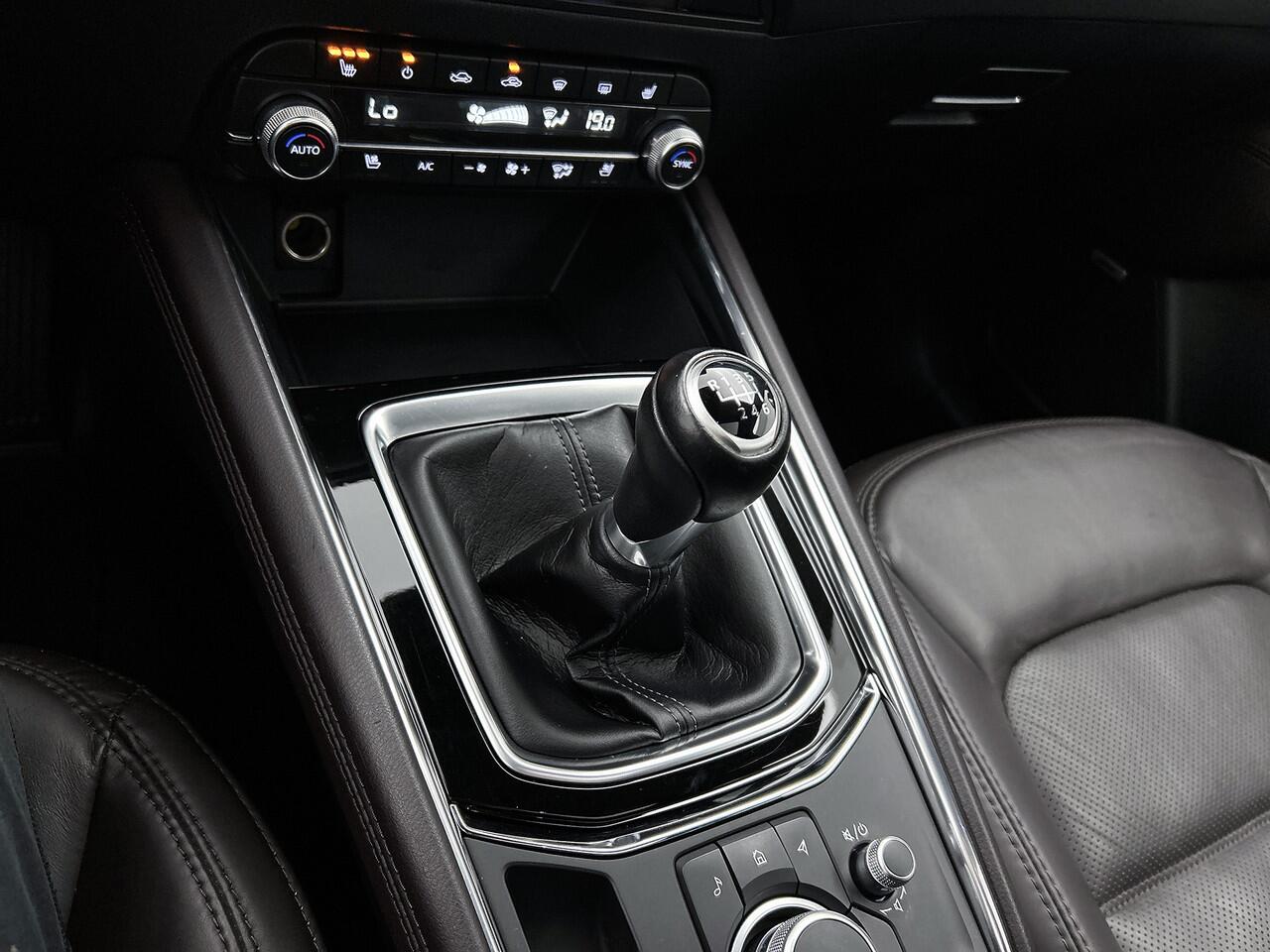 Mazda CX-5 2.0 SkyActiv-G 165 Signature / Leder int. + elec. stoelen & verwarming / 360° Camera / Bose sound