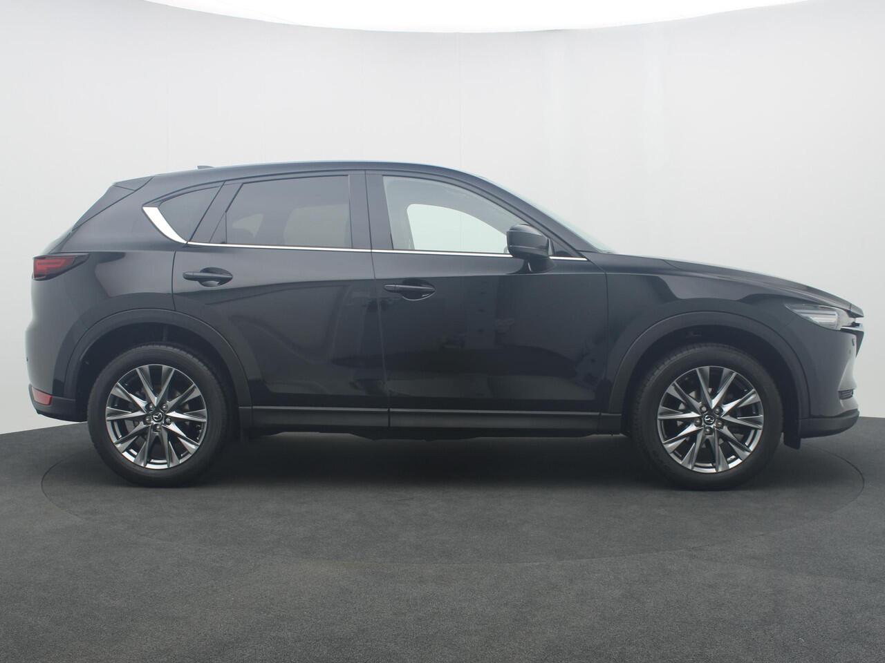 Mazda CX-5 2.0 Signature automaat met Sunroof en wegklapbare trekhaak : dealer onderhouden