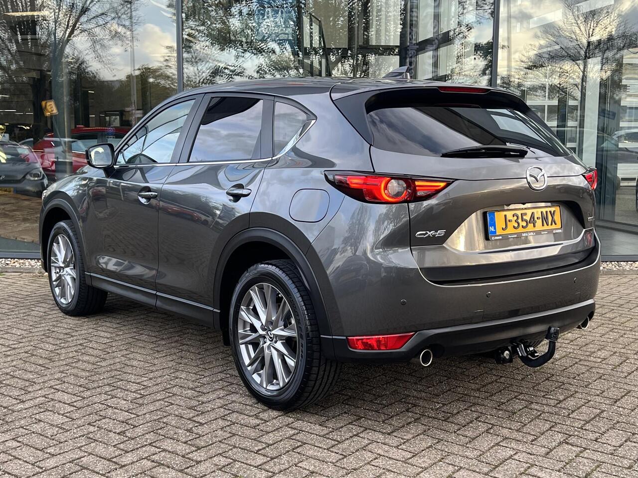 Mazda CX-5 2.0 SkyActiv-G 165 Style Selected AUTOMAAT | TREKHAAK | BOSE | ELEKTR. STOELEN | DODEHOEKDETECTIE | STOEL- EN STUURVERWARMING | LEDER | 360° CAMERA | PARKEERSENSOREN V+A | CARPLAY |