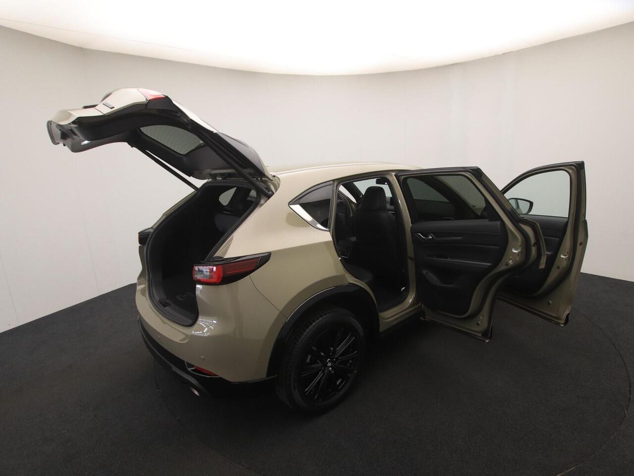 Mazda CX-5 2.0 e-SkyActiv-G Homura automaat met Black Comfort Pack en Sunroof | demo voordeel
