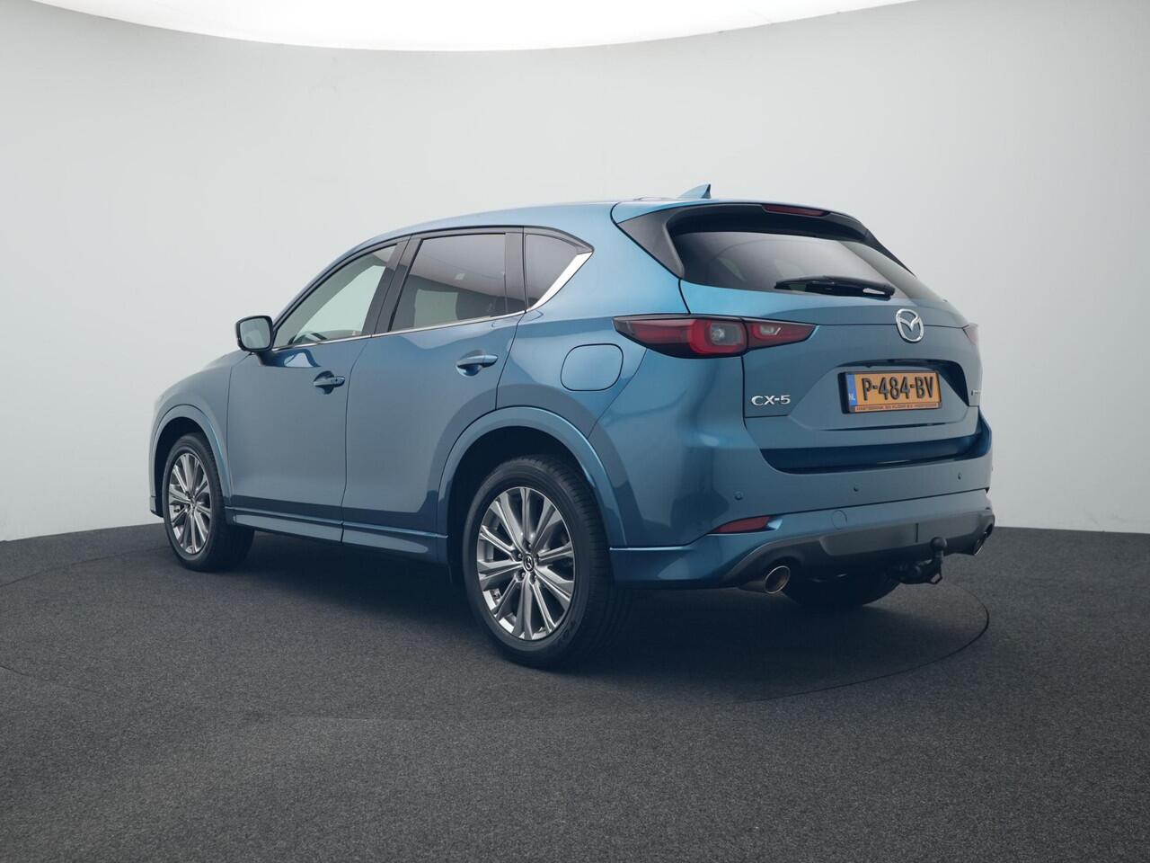 Mazda CX-5 2.5 SkyActiv-G Signature automaat met Sunroof, wegklapbare trekhaak en alarm klasse III : dealer onderhouden
