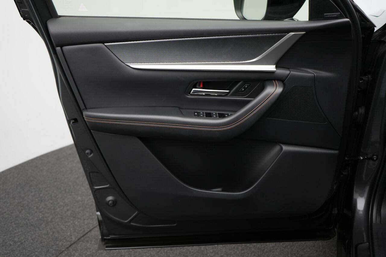 Mazda CX-60 2.5 E-SKYACTIV PHEV Homura 4WD automaat | Panorama Pack | Convenience & Sound Pack | Driver Assistance Pack met wegklapbare trekhaak en Klasse III alarmsysteem : dealer onderhouden