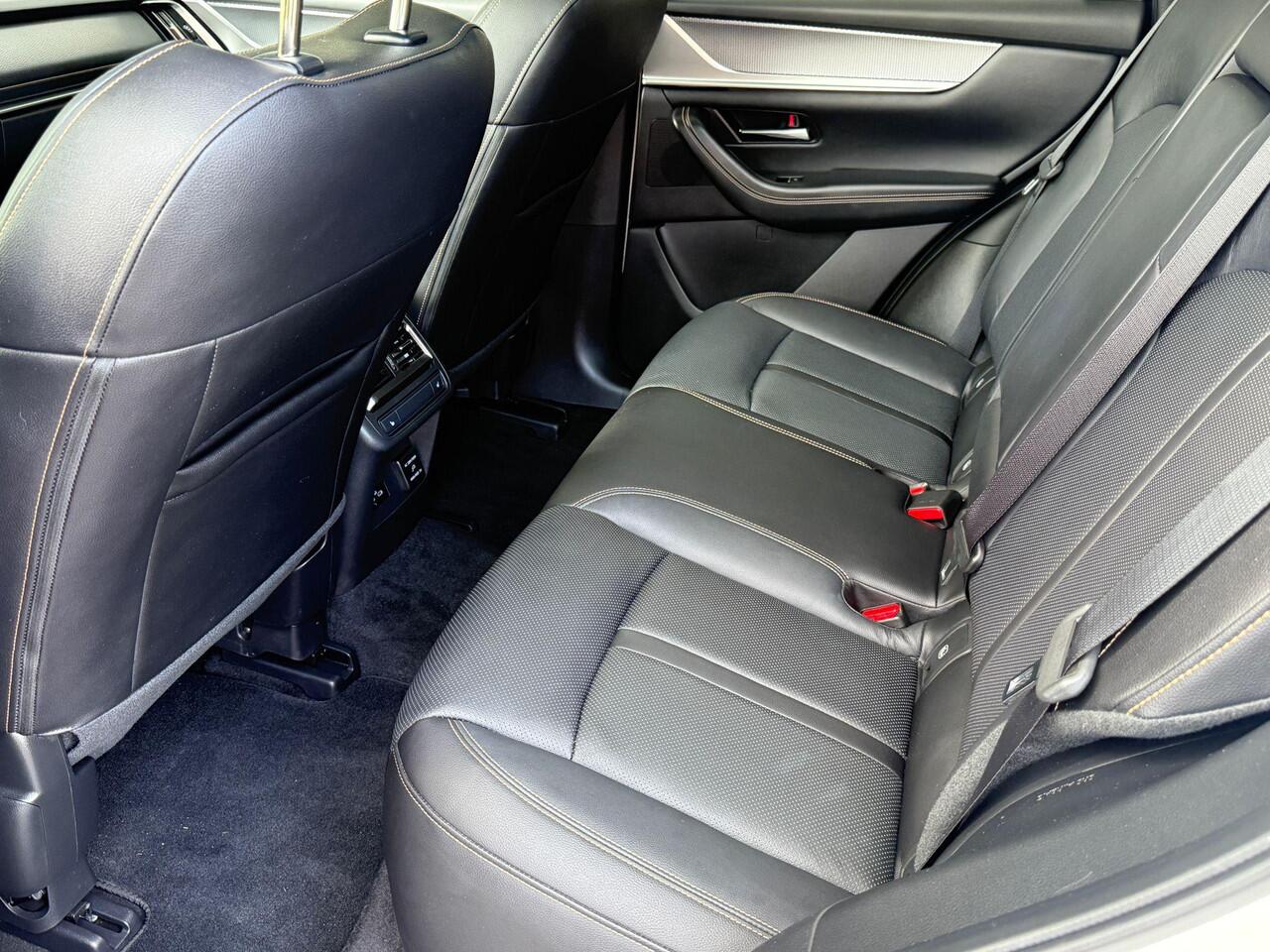 Mazda CX-60 2.5 e-SkyActiv PHEV Homura | Full Options | Panoramadak | Trekhaak | Rijklaarprijs!