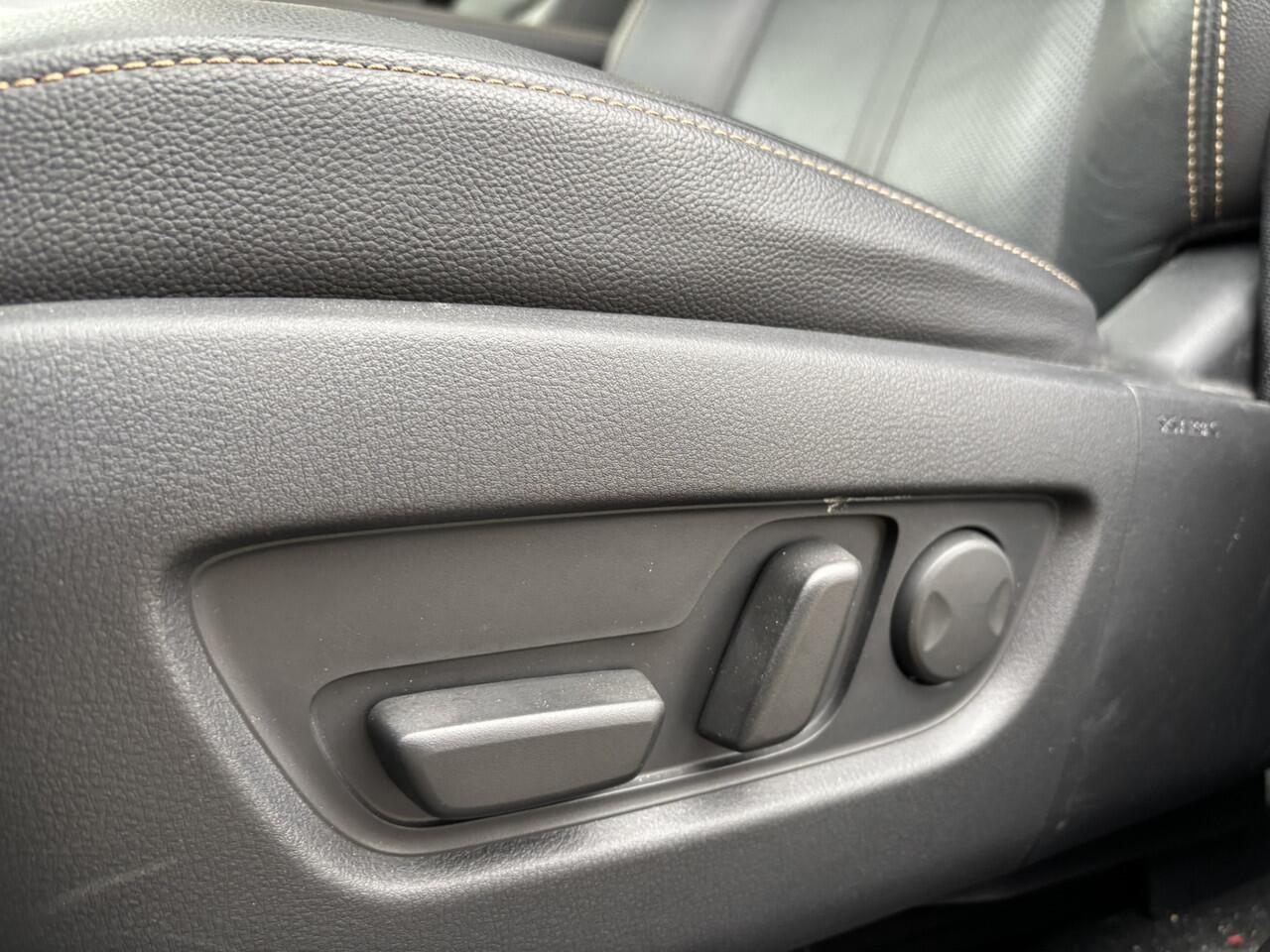 Mazda CX-60 2.5 e-SkyActiv PHEV Homura / Panormadak/ Elektrisch Wegklapbare Trekhaak /