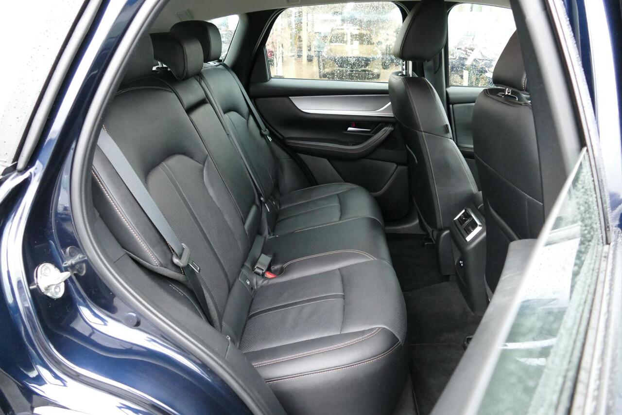 Mazda CX-60 2.5 e-SkyActiv PHEV Homura | Trekhaak | Stoelverwarming | Climate control | Rijklaarprijs |