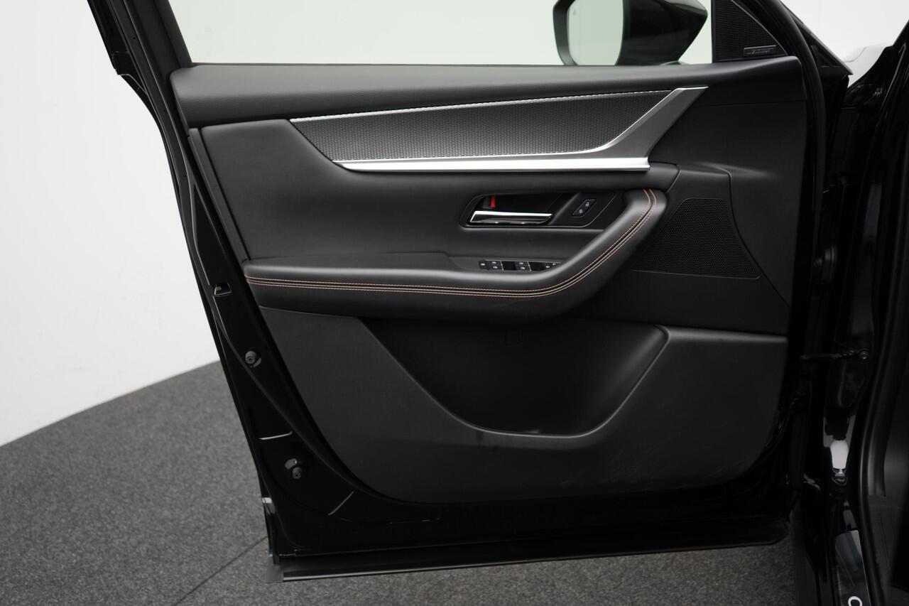 Mazda CX-60 2.5 E-SKYACTIV PHEV Homura 4WD automaat | Panorama Pack | Convenience & Sound Pack | Driver Assistance Pack met wegklapbare trekhaak en Klasse III alarmsysteem : dealer onderhouden