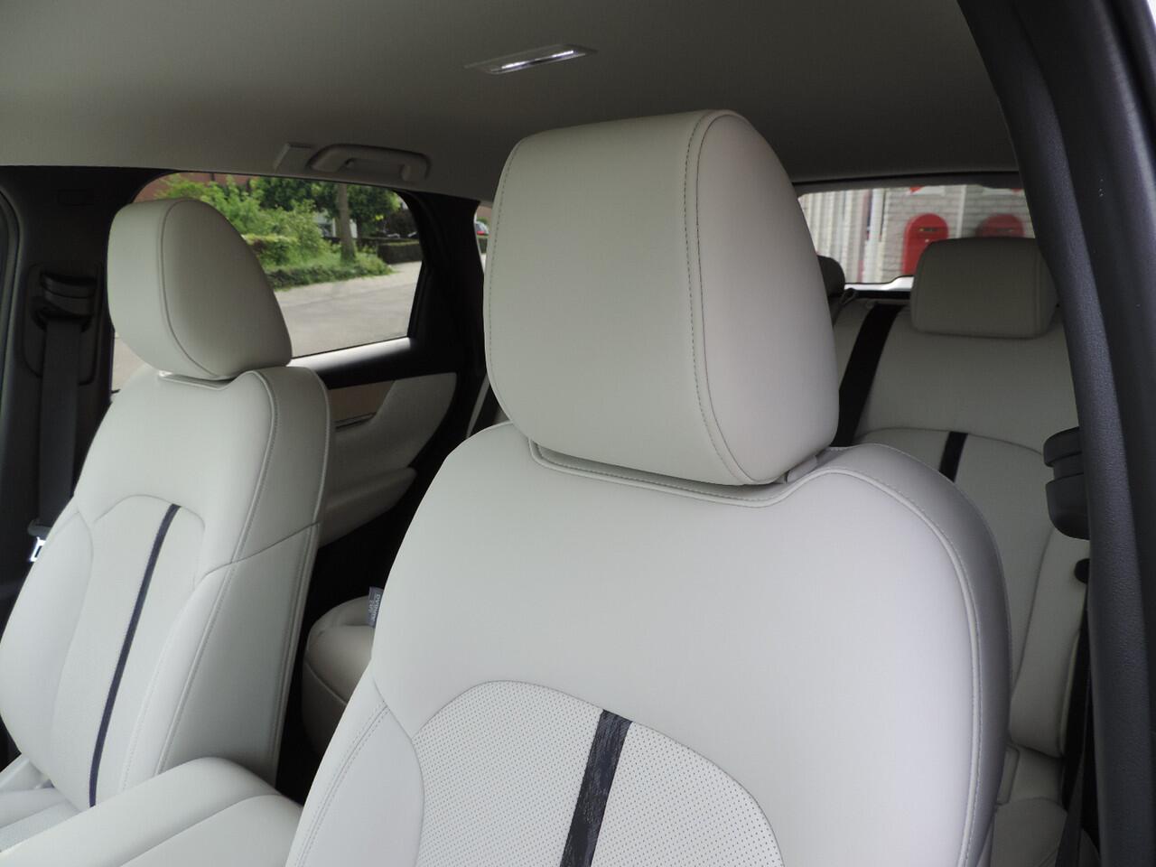 Mazda CX-60 2.5 e-SkyActiv PHEV Takumi - Convinience Pack | Driver Assistance Pack | Comfort Pack