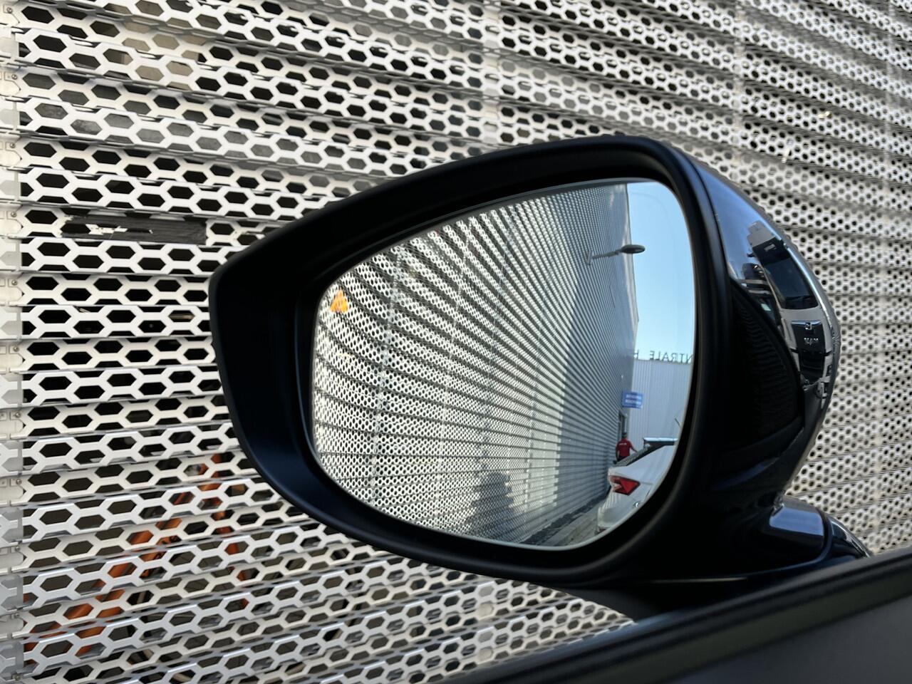 Mazda CX-60 2.5 e-SkyActiv PHEV Exclusive-Line / Navigatie / Camera / Parkeersensoren V+A/ Memory seat / Leder / **