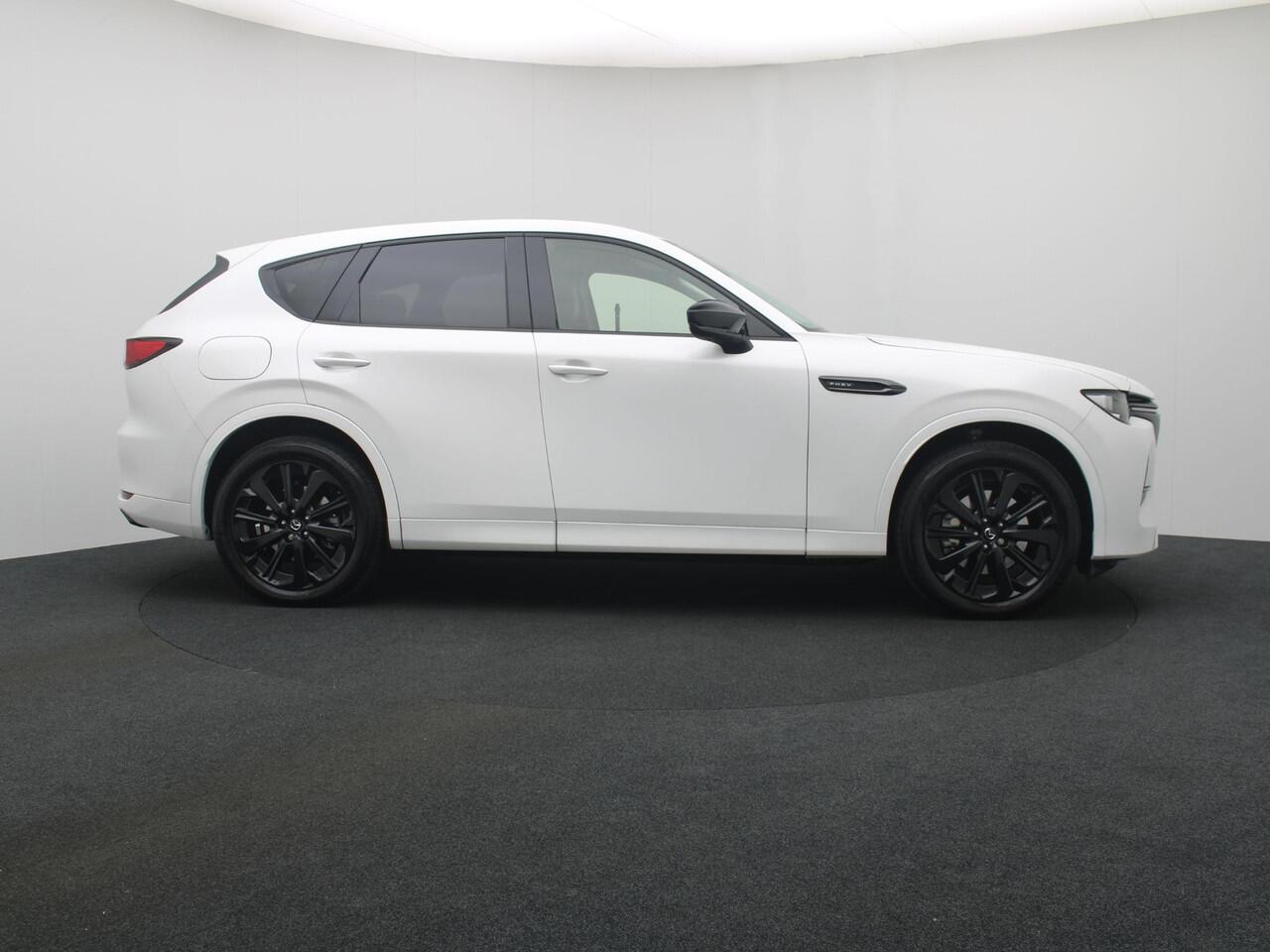 Mazda CX-60 2.5 E-SKYACTIV PHEV Homura 4WD automaat | Convenience & Sound Pack | Driver Assistance Pack met wegklapbare trekhaak : dealer onderhouden