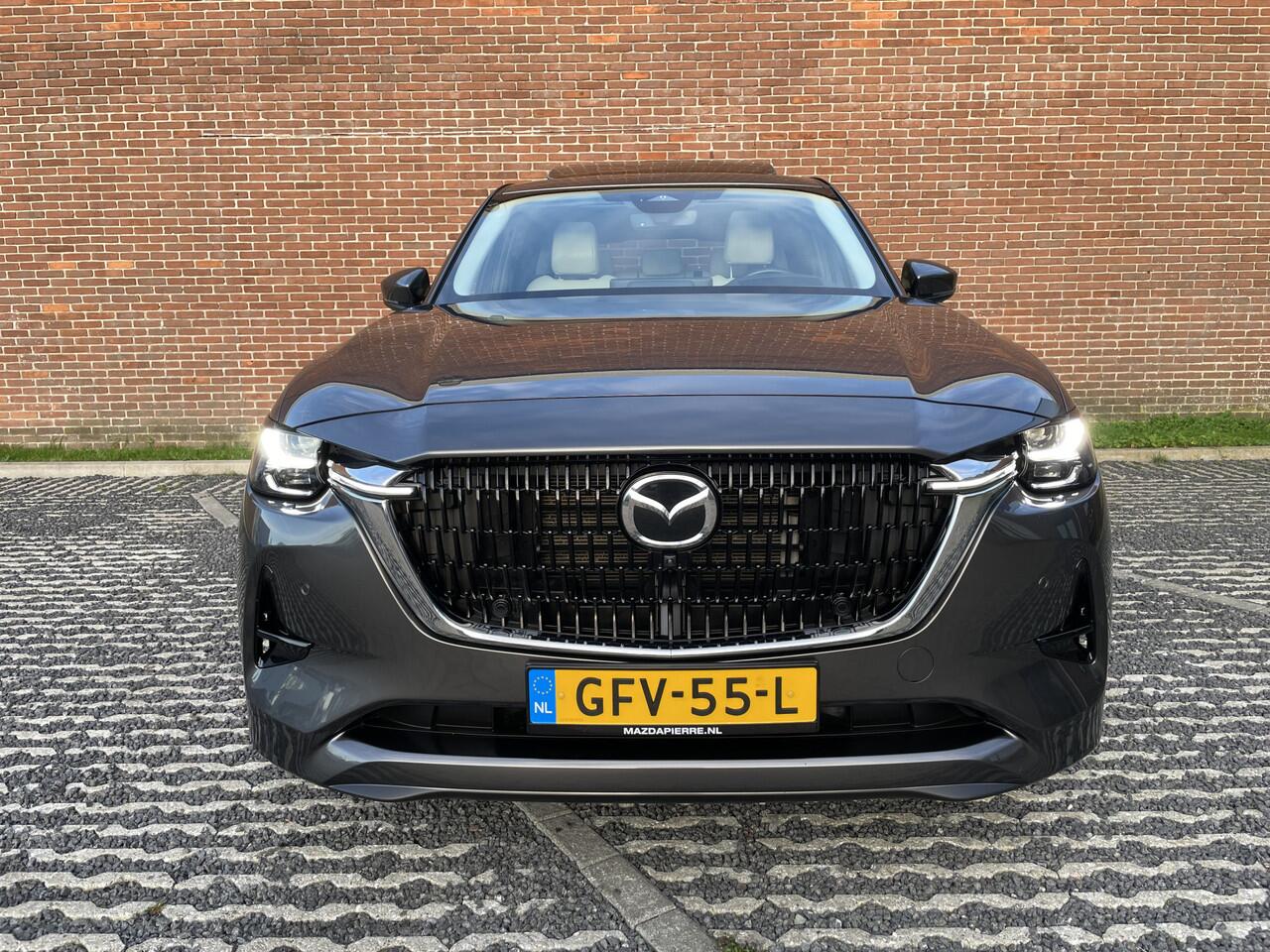 Mazda CX-60 2.5 e-SkyActiv PHEV 327 Takumi | TREKHAAK | CS & DA & PANO PACK | FULL-OPTION!!! 2500 KG TREKGEWICHT | FABRIEKS GARANTIE T/M 30-05-2026