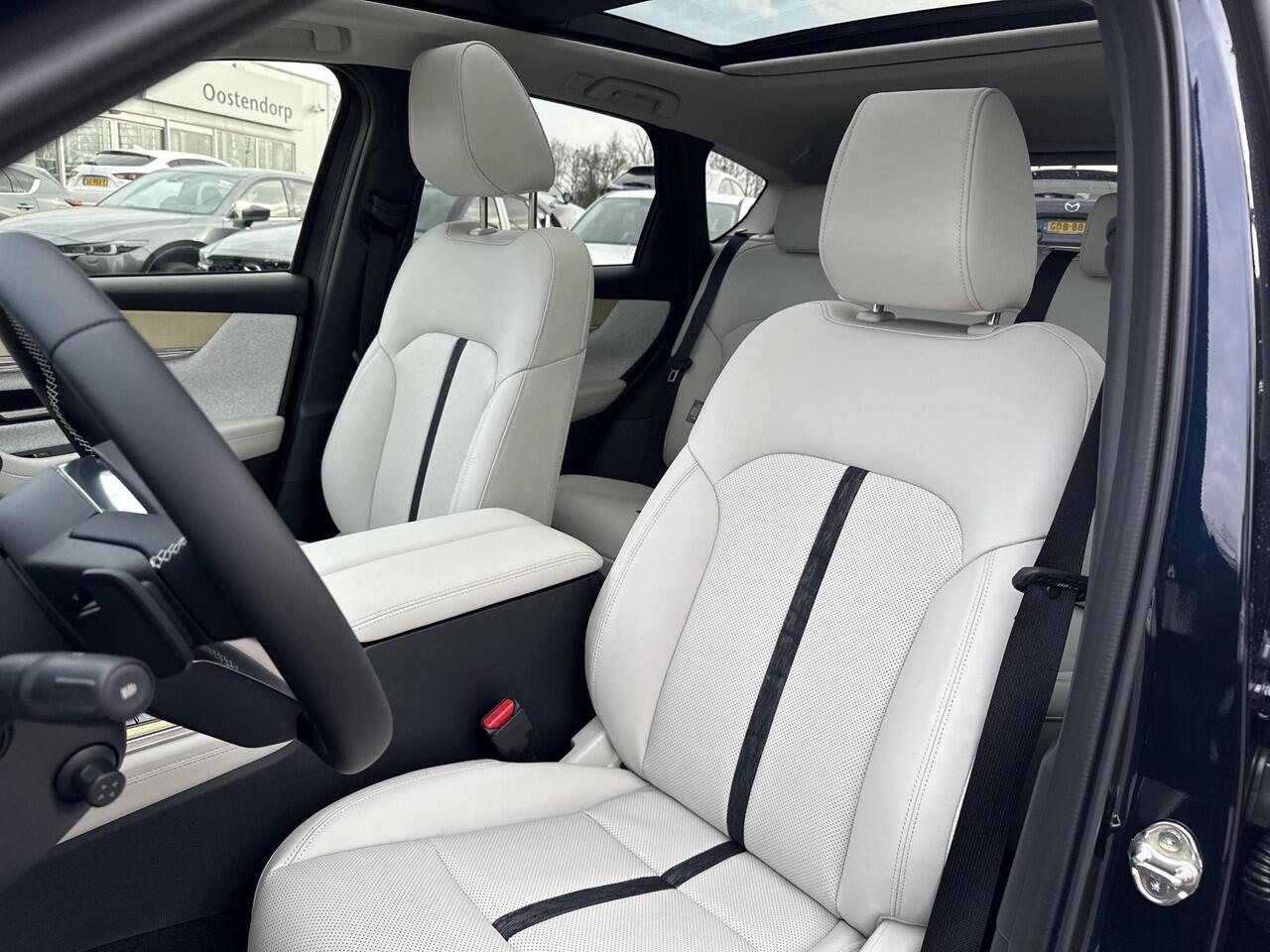 Mazda CX-60 2.5 e-SkyActiv PHEV Takumi Plus | Nieuw model | Schuif/kanteldak | Lederen bekleding