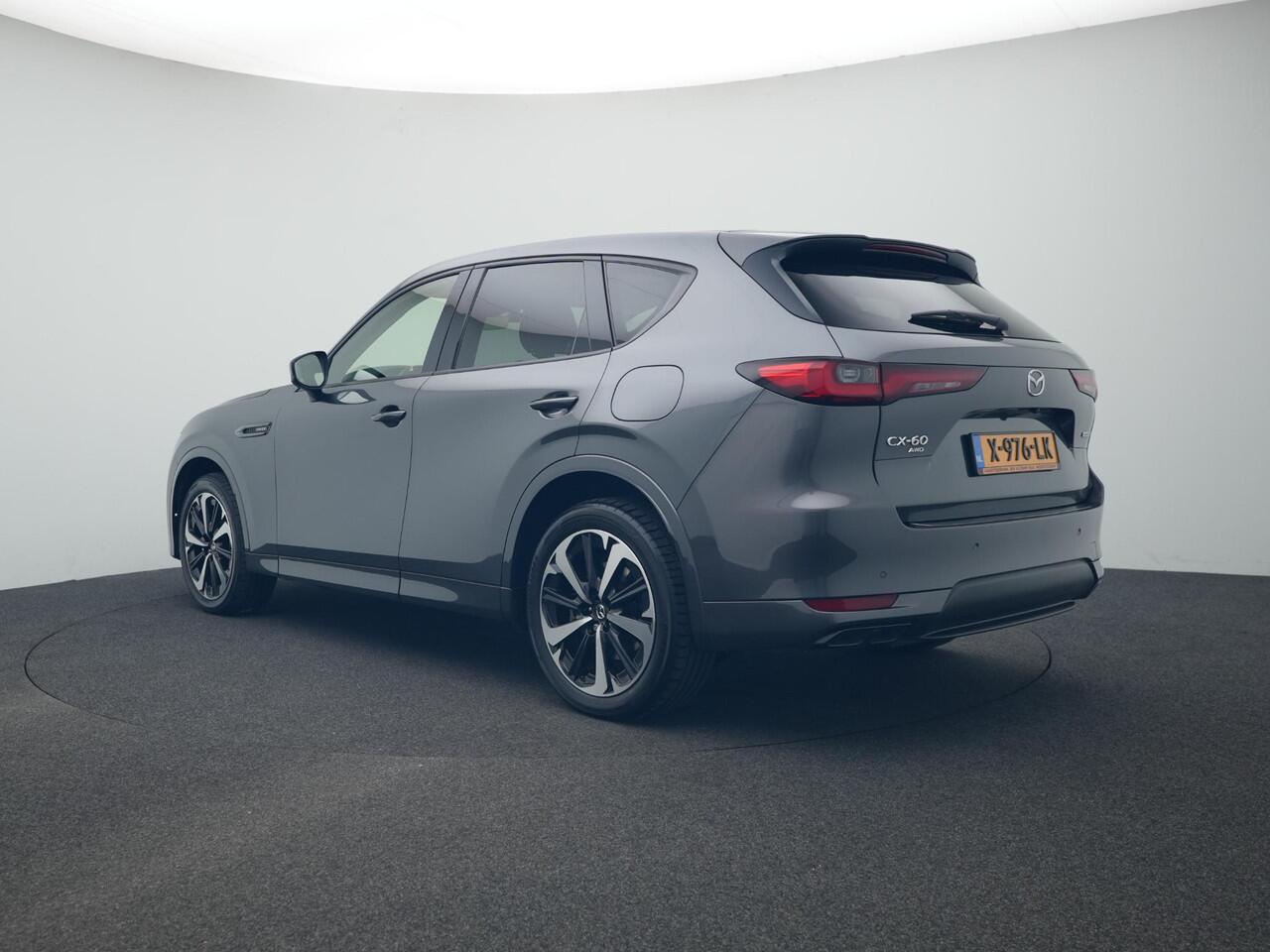Mazda CX-60 2.5 E-SKYACTIV PHEV Homura 4WD automaat | Panorama Pack | Convenience & Sound Pack | Driver Assistance Pack met wegklapbare trekhaak en Klasse III alarmsysteem : dealer onderhouden