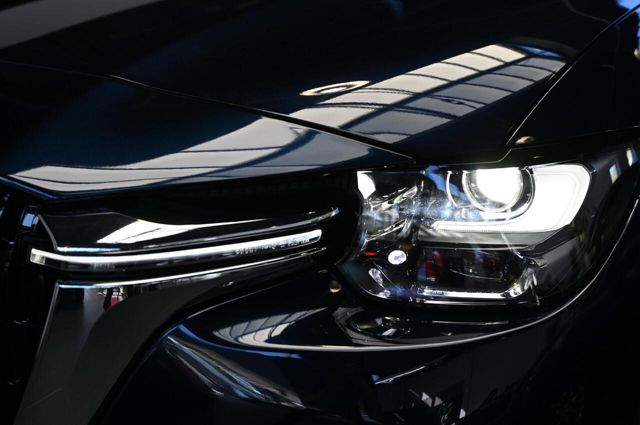 Mazda CX-60 e-SkyActiv 327 PHEV automaat Takumi Comfort & Convenience/Sound & Driver Assistance & Panoramic Pack *Trekhaak* *Dealeronderhouden* *Verwacht*