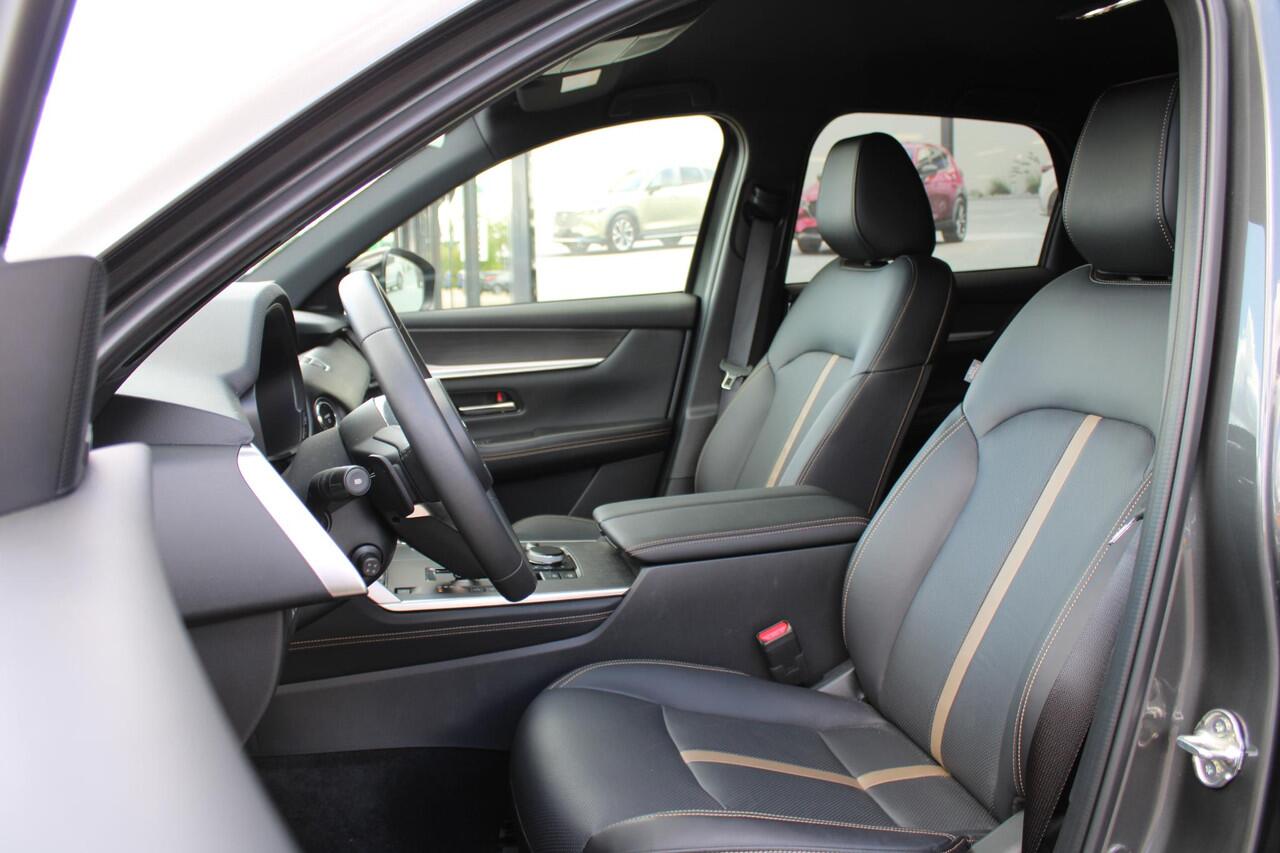 Mazda CX-60 2.5 e-SkyActiv PHEV Homura Business Edition , Demovoordeel ¤ 8.690,-, Accessoires Pakket, Klasse 3 Alarm, CS Pack, DA Pack, Leder, 360 Camera, Bose, Adap Cruise, LMV 20 Inch