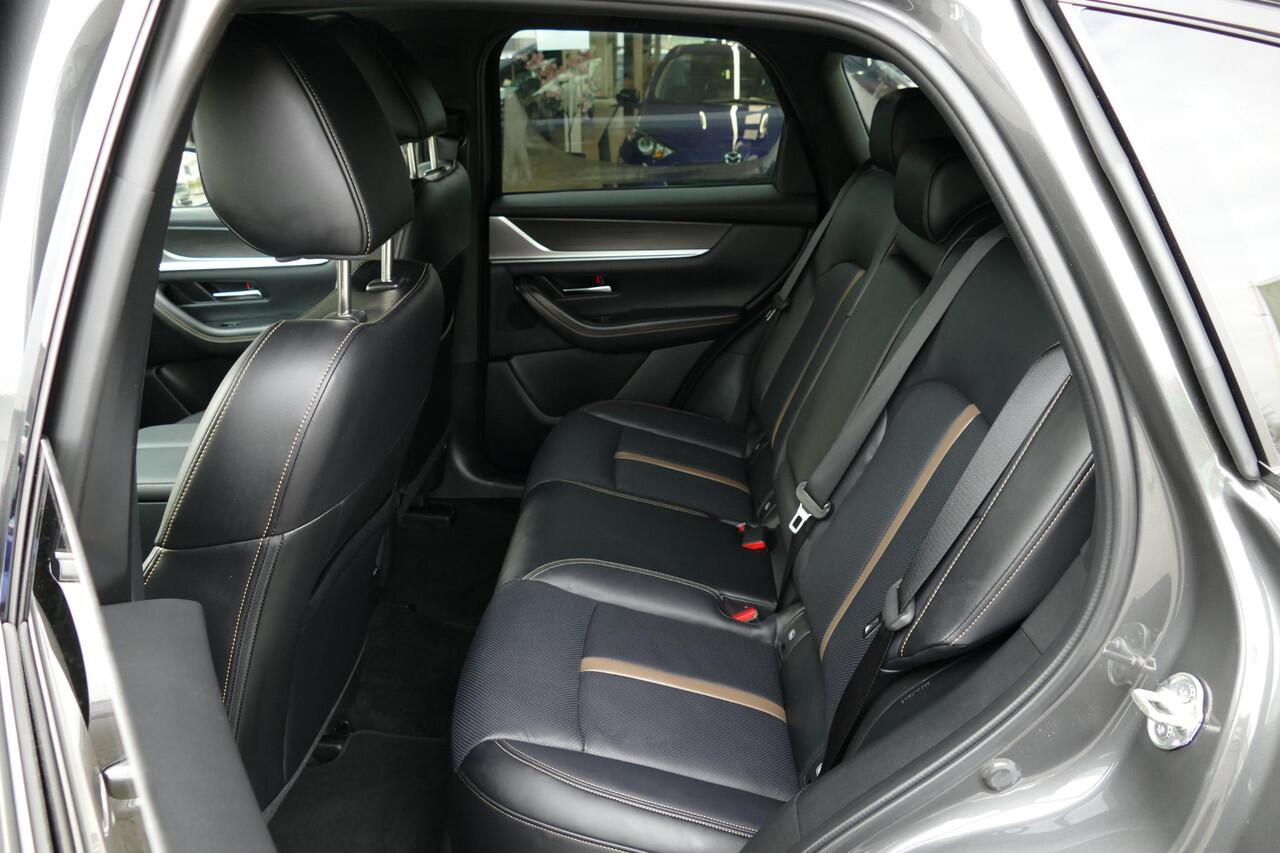 Mazda CX-60 2.5 e-SkyActiv PHEV Homura Plus | 360 Camera | Adapt Cruise | Apple/Android | Bose | Pano | RIJKLAARPRIJS!!