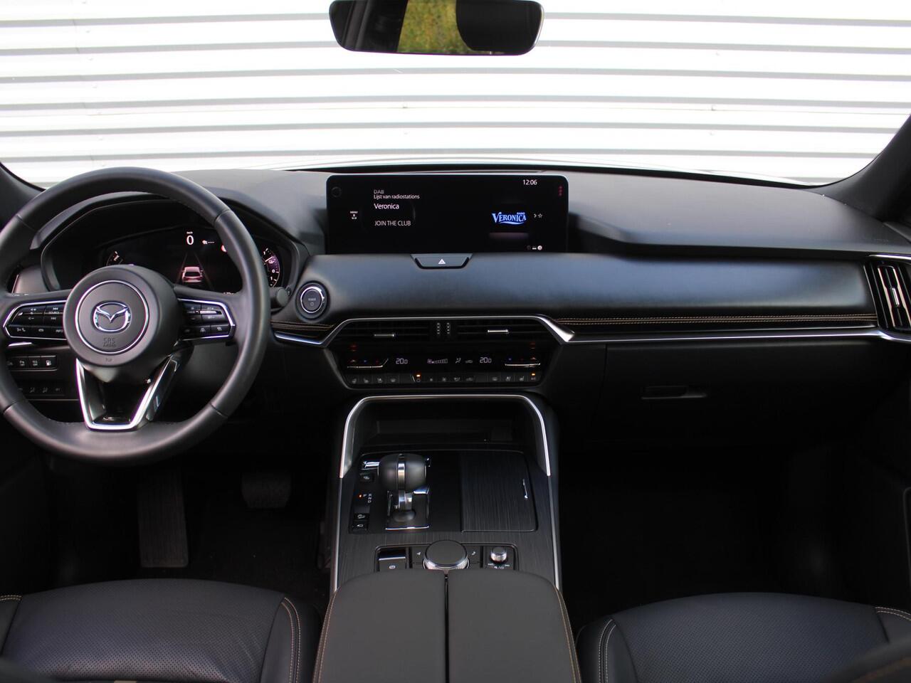 Mazda CX-60 2.5 e-SkyActiv PHEV Homura Plus | Stuur-/stoelverwarming+ventilatie | Schuifdak | Leer | HUD | Elek. stuur-/stoelverstelling | Camera rondom | 20" LM |