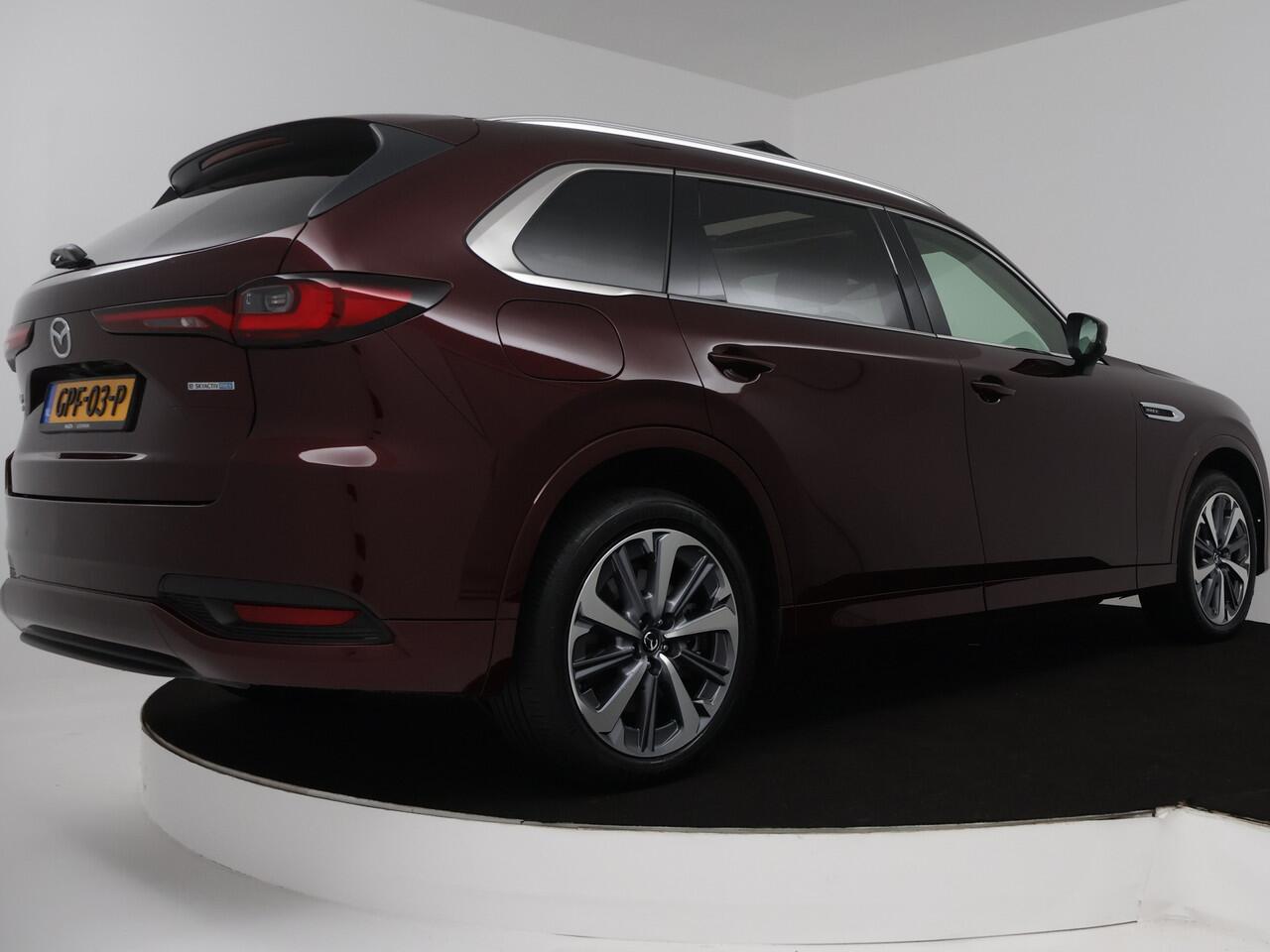 Mazda CX-80 2.5 e-SkyActiv PHEV Takumi Plus 6p. | *Demo* | Leder | PANO |