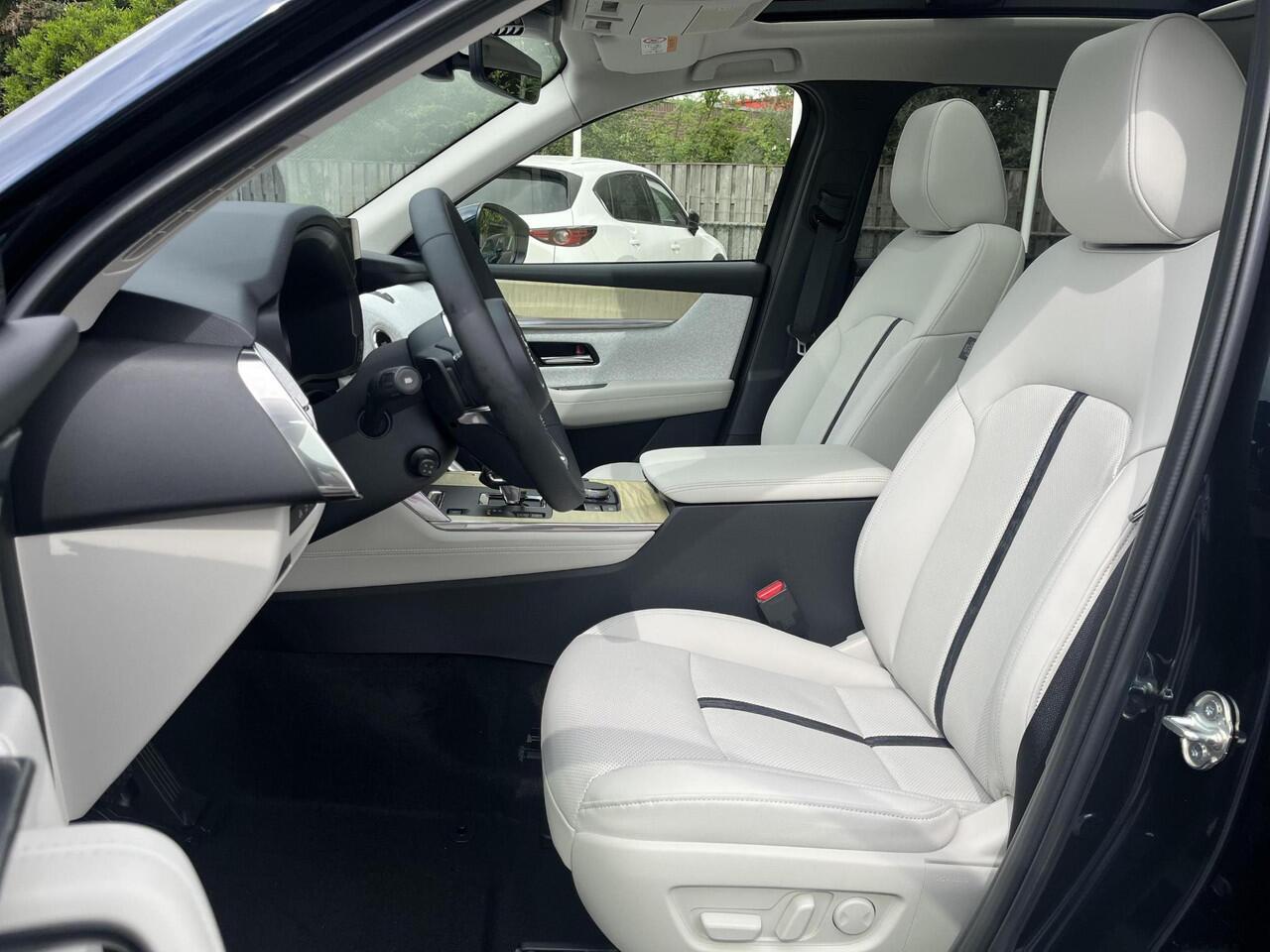 Mazda CX-80 2.5 e-SkyActiv PHEV Takumi Plus 6p. | Takumi Captain Seat Pack |