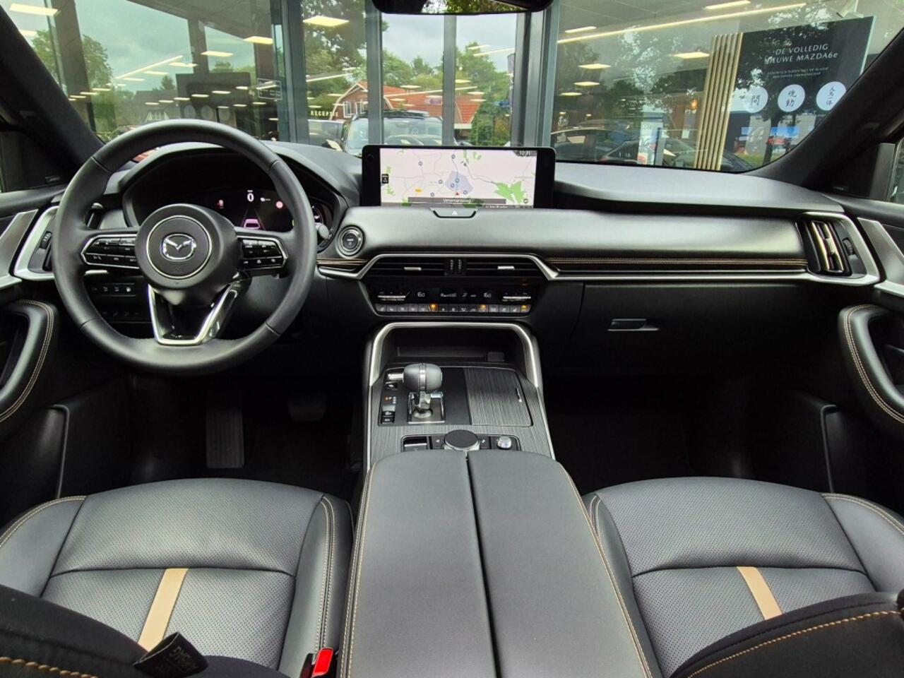 Mazda CX-80 E- SKYACTIV- G PHEV 327 8AT HOMURA PLUS 6P / CAPTAIN SEAT PACK