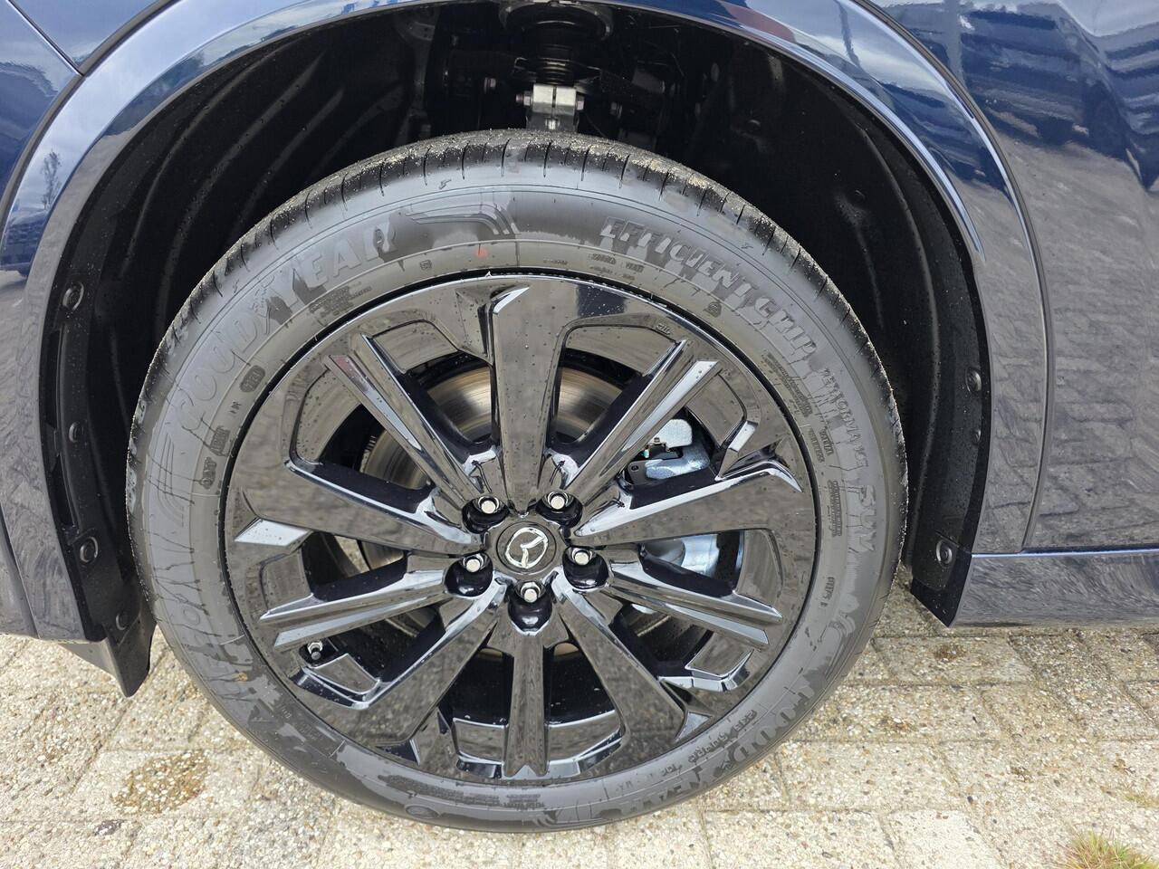 Mazda CX-80 2.5 e-SkyActiv PHEV Homura Plus | Full Option | 8000,- korting | Ongekentekend | Stoelgeheugen met gezichtsherkenning | Bose | Headup Display |