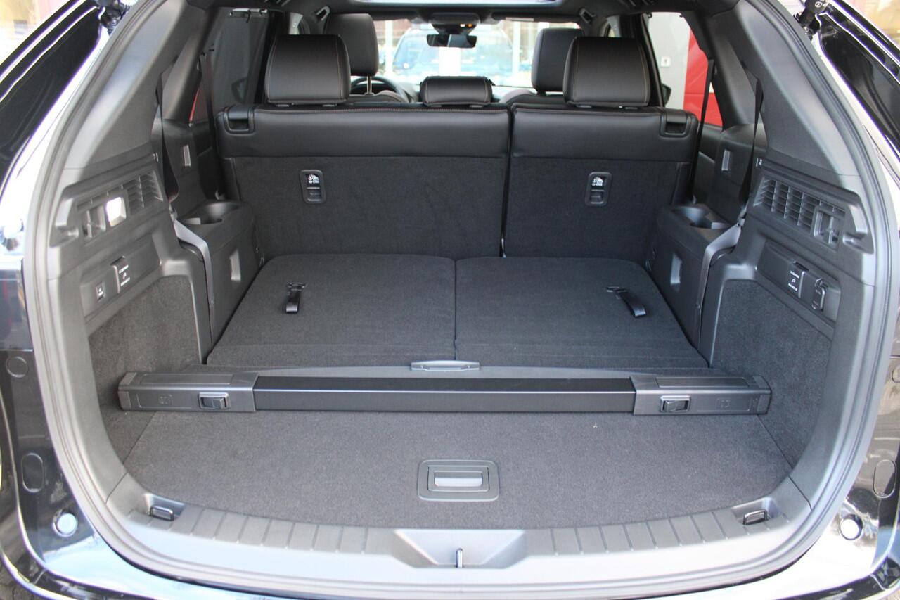 Mazda CX-80 2.5 e-SkyActiv 328PK PHEV HOMURA PLUS | 7-PERSOONS! | NIEUWE AUTO! | DRIVER PERSONALIZATION SYSTEM (GEZICHTSHERKENNING) | ELEKTRISCH BEDIENBARE VOORSTOELEN | FULL LEDEREN BEKLEDING | ADAPTIVE CRUISE CONTROL | 20" LICHTMETALEN VELGEN BLACK | 360° CAMERA | 