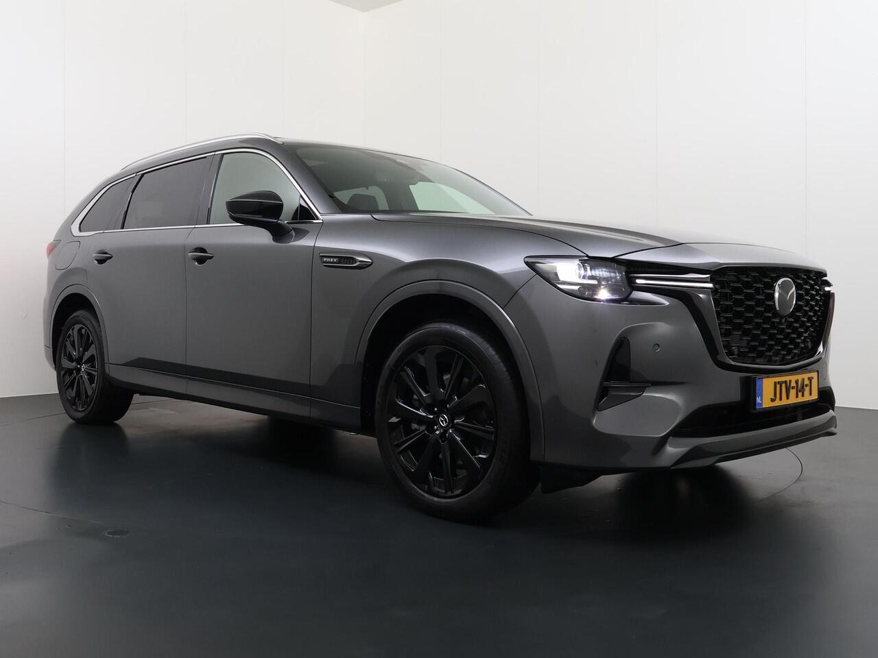 Mazda CX-80 2.5 e-SkyActiv PHEV Homura Plus 6p. 7 PERSOONS| ELEK. ACHTERKLEP | PANO| HEAD-UP | DODE HOEK| ADAPTIVE. CRUISE | ACHTERBANK VERWARMD |BOSE | SUPER COMPLEET!