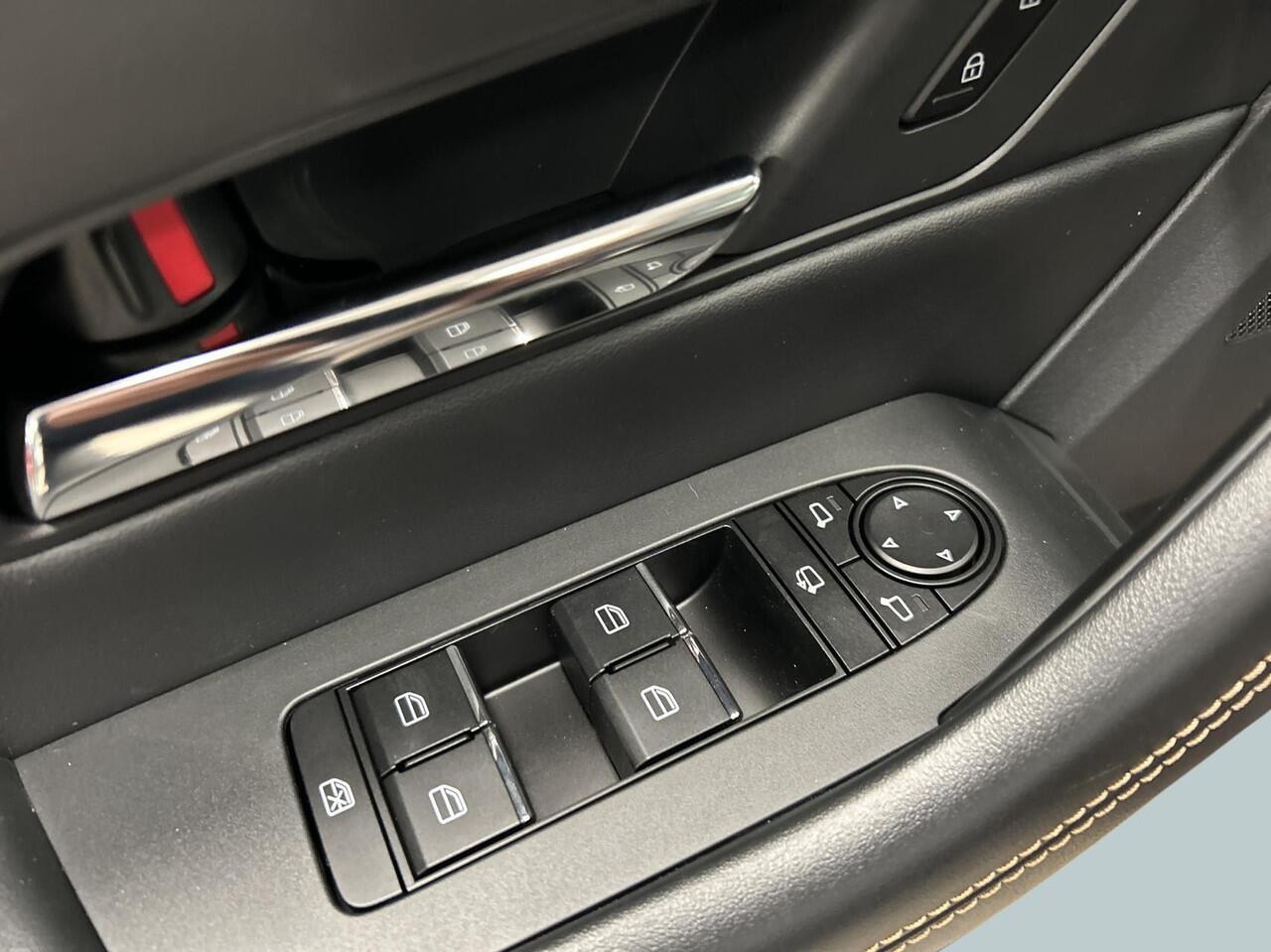 Mazda CX-80 2.5 e-SkyActiv PHEV Homura Plus | Rijklaar | Trekhaak Wegklapbaar | Apple carplay | Camera | Stoelverwarming