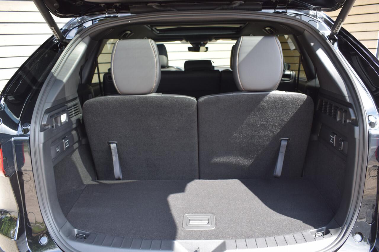 Mazda CX-80 2.5 e-SkyActiv PHEV Homura Plus - ¤ 6.885,- instapvoordeel