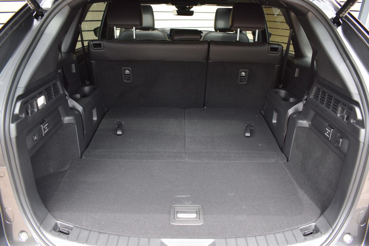 Mazda CX-80 2.5 e-SkyActiv PHEV Homura Plus - ¤ 6.000,- Voorraad Korting- 2026