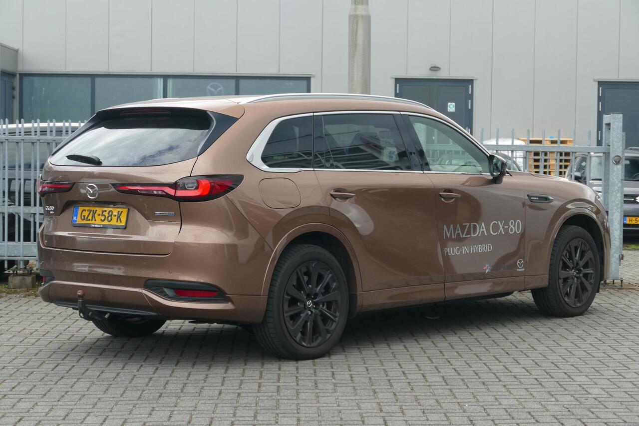 Mazda CX-80 2.5 e-SkyActiv PHEV Homura Plus 6p. | Trekhaak | 360 View | Adapt Cruise | Apple/Android | Bose | Pano | RIJKLAARPRIJS!!