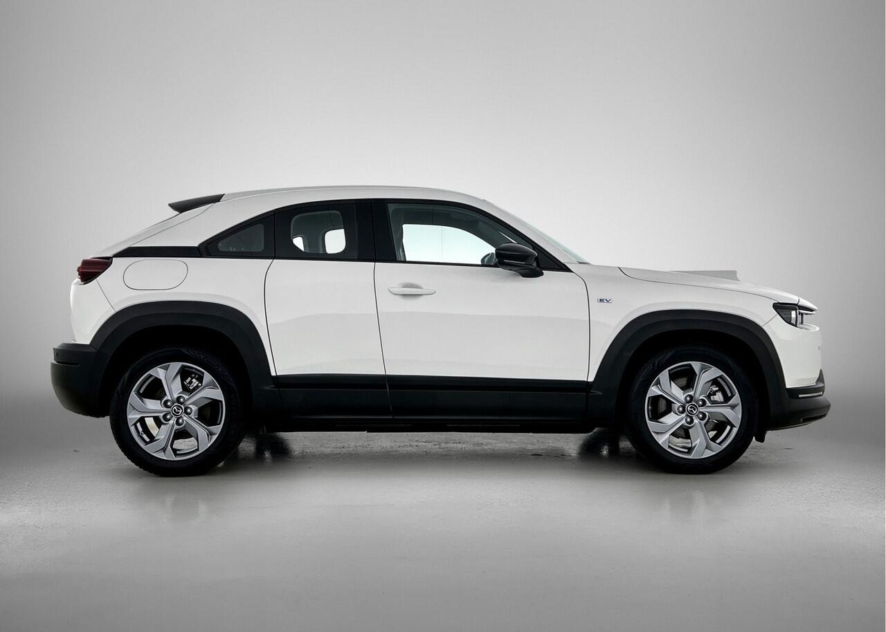 Mazda MX-30 e-SkyActiv EV 145 Exclusive-line 36 kWh | Fietsendragerhaak | Navigatie | Carplay |