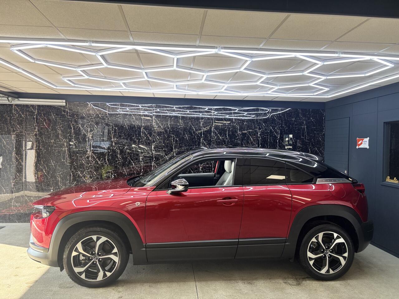 Mazda MX-30 e-SkyActiv R-EV 170 Makoto PANO/ BOSE SPEAKERS