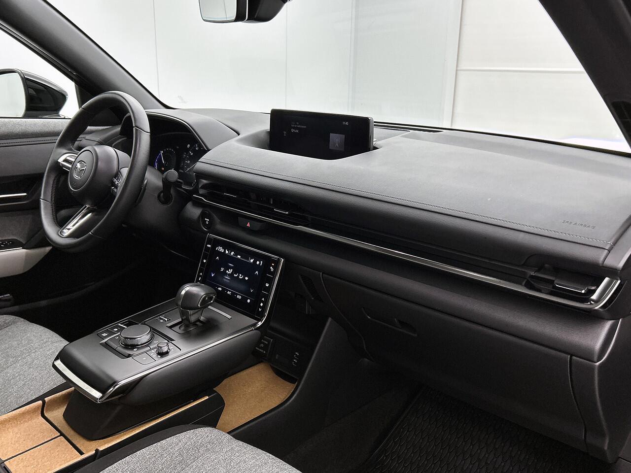 Mazda MX-30 e-SkyActiv R-EV 170 Exclusive-line Navigatie | Camera achter | PDC | Lichtmetaal