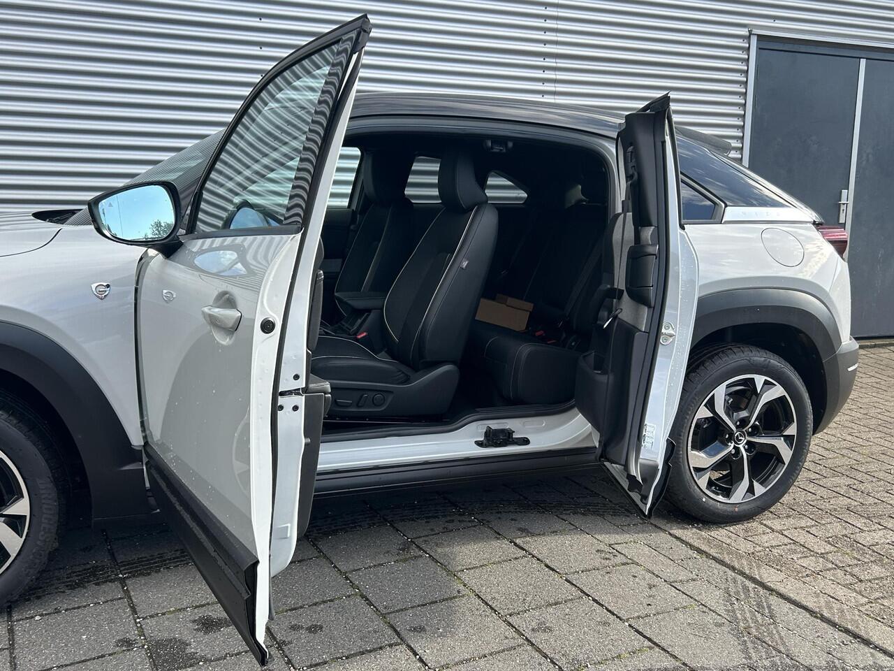 Mazda MX-30 e-SkyActiv R-EV 170 Exclusive-line | Camera | Carplay | Fab.garantie 09-2031 |