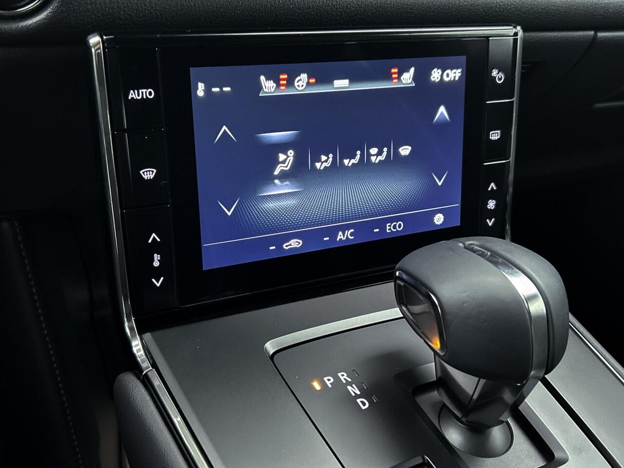 Mazda MX-30 e-SkyActiv R-EV 170 Exclusive-line Getoonde prijs incl. 6.000 euro voorraadvoordeel !