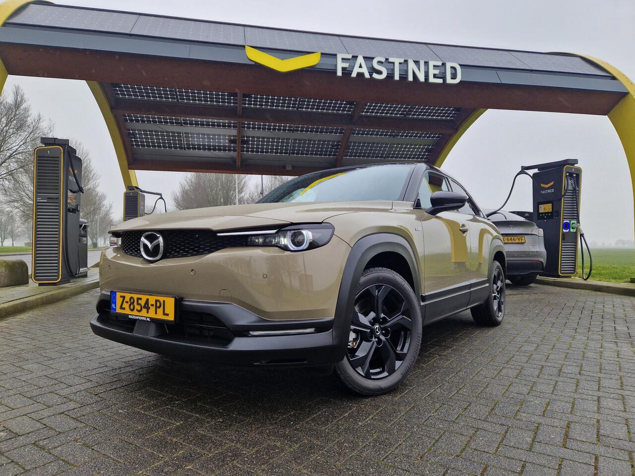 Mazda MX-30 E-Skyactiv EV 145 Advantage | NAVI | CAMERA | CLIMATE | PARKEERSENSOREN V+A | 16 % BIJTELLING TOT 27-05-2029 **